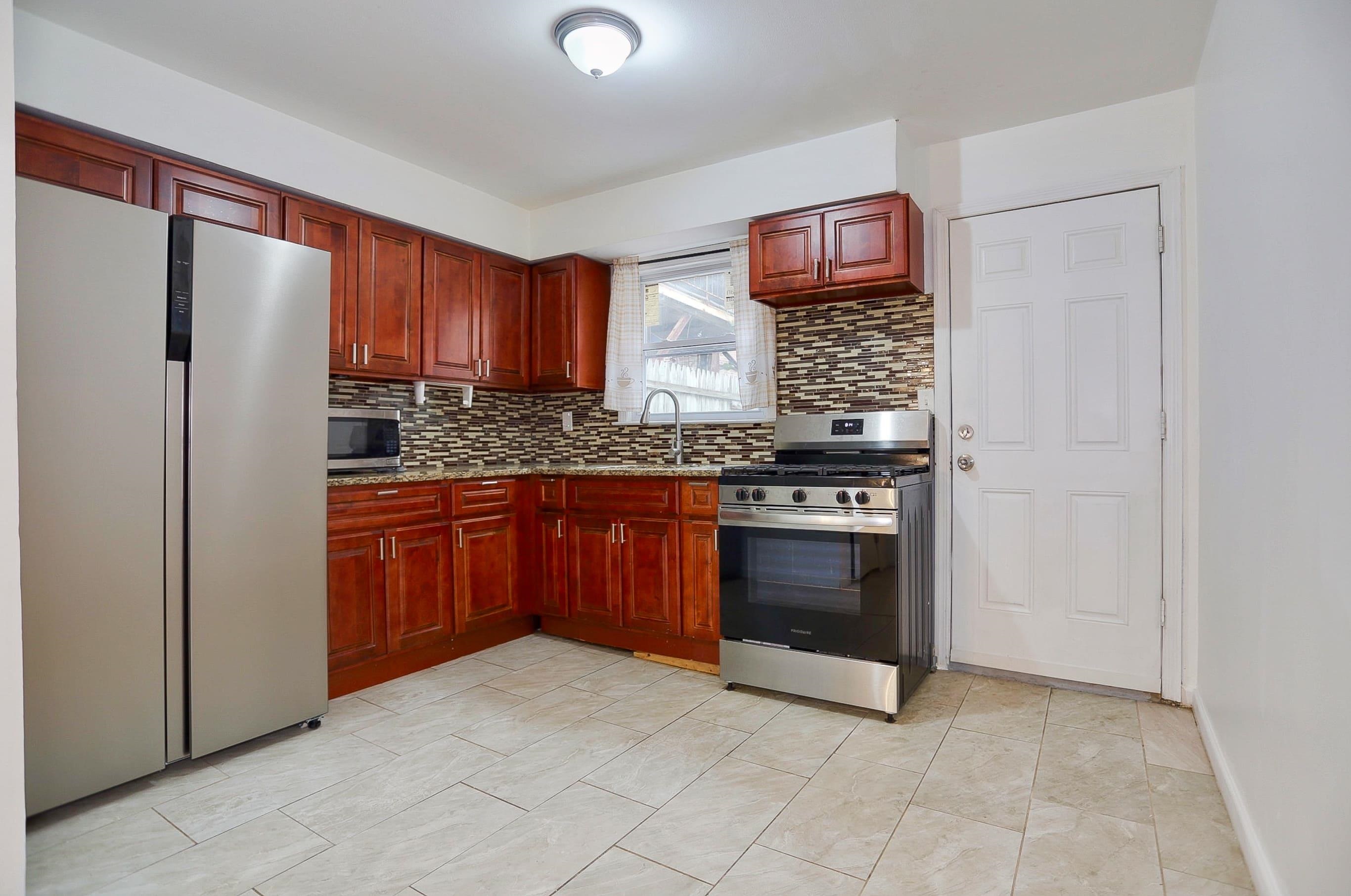 8 VAN NOSTRAND AVE Property Photo 1