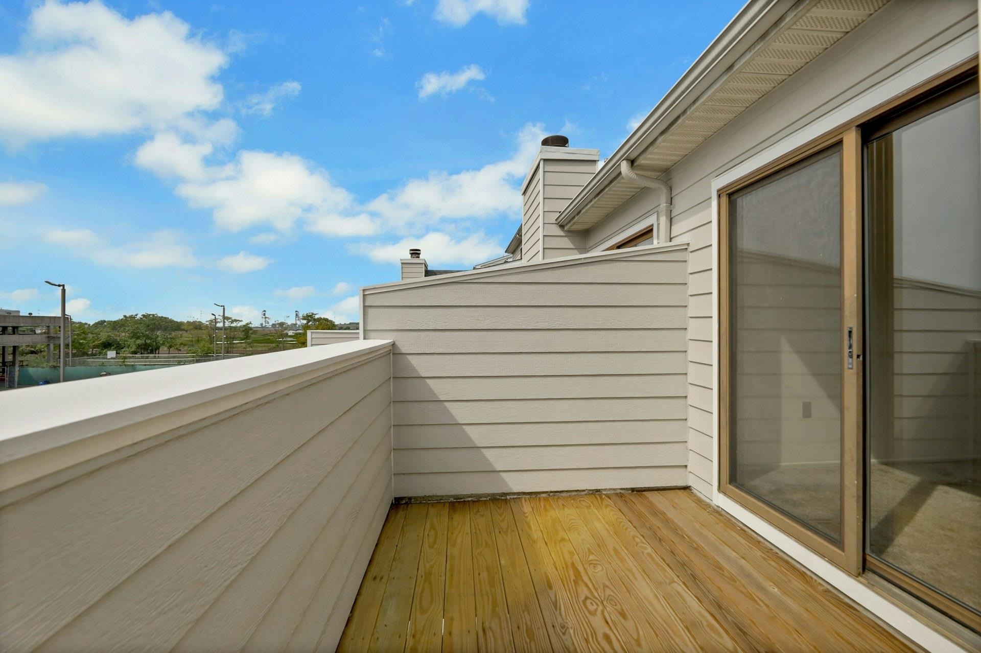 812 Topsail Lane Property Photo 27