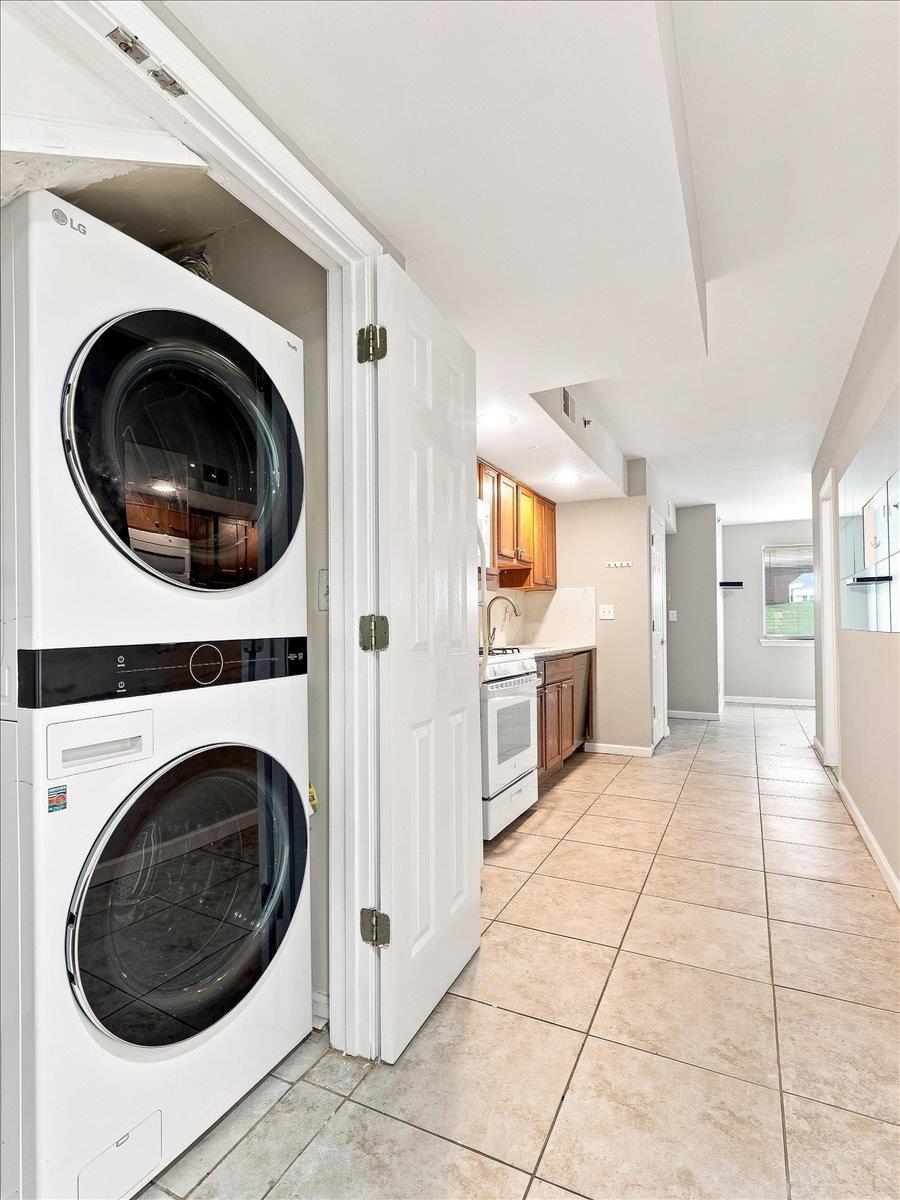 374 Sip Ave 1 Property Photo 12