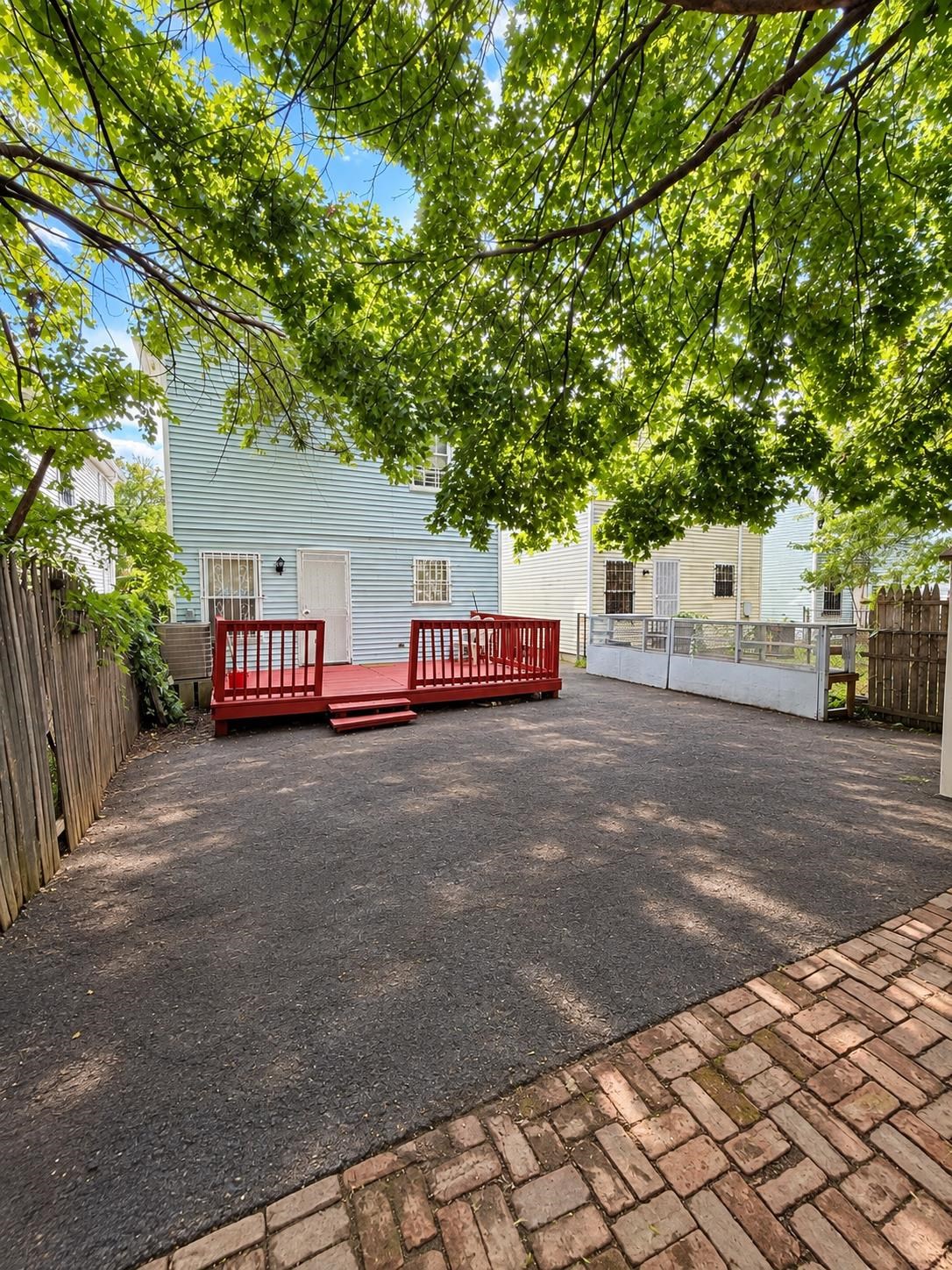 92 Myrtle Ave Property Photo 3