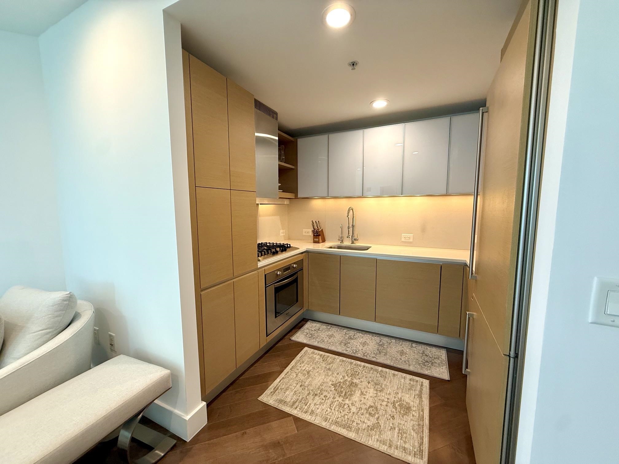 77 Hudson St 2702 Property Photo 5