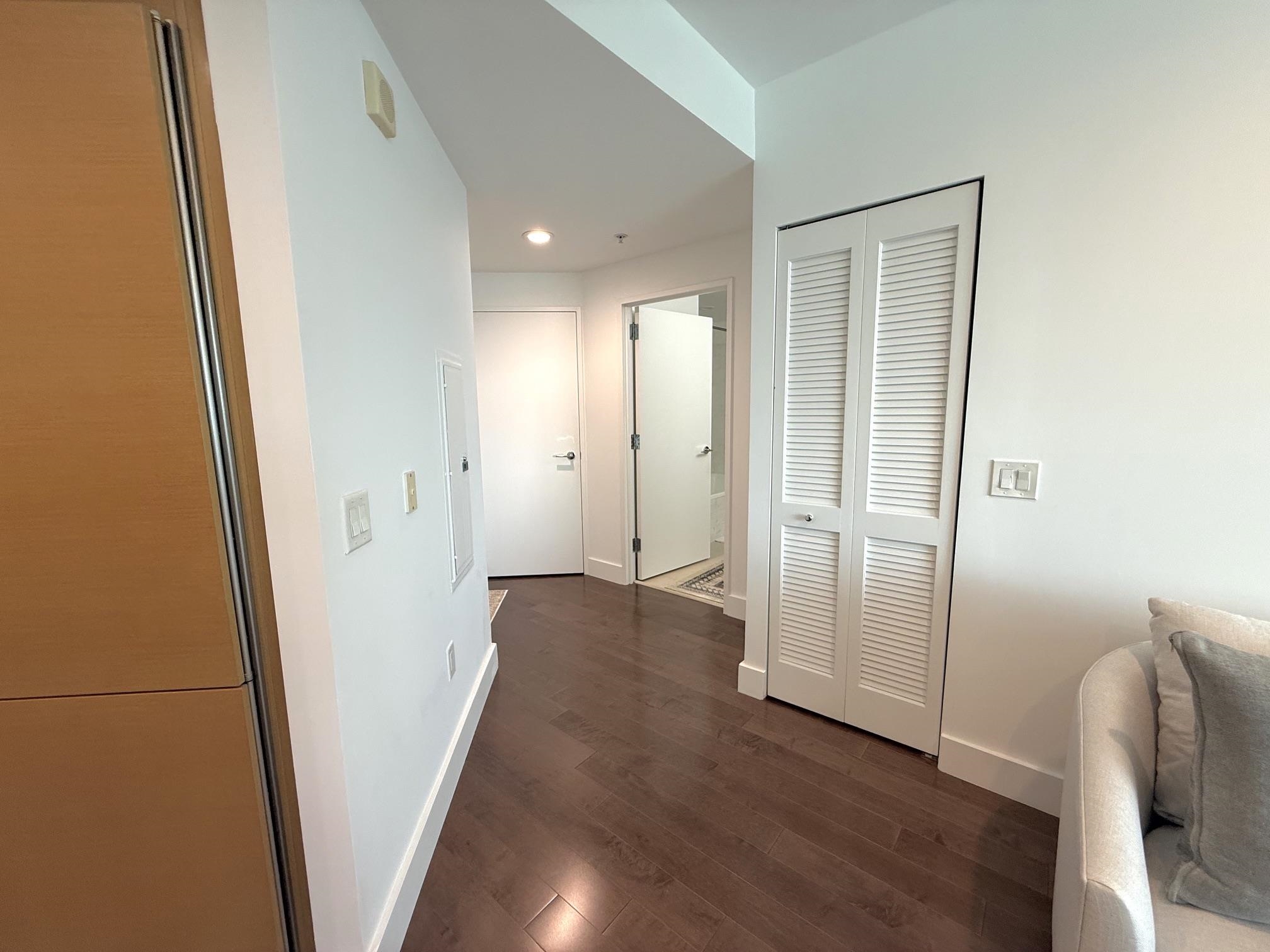77 Hudson St 2702 Property Photo 13
