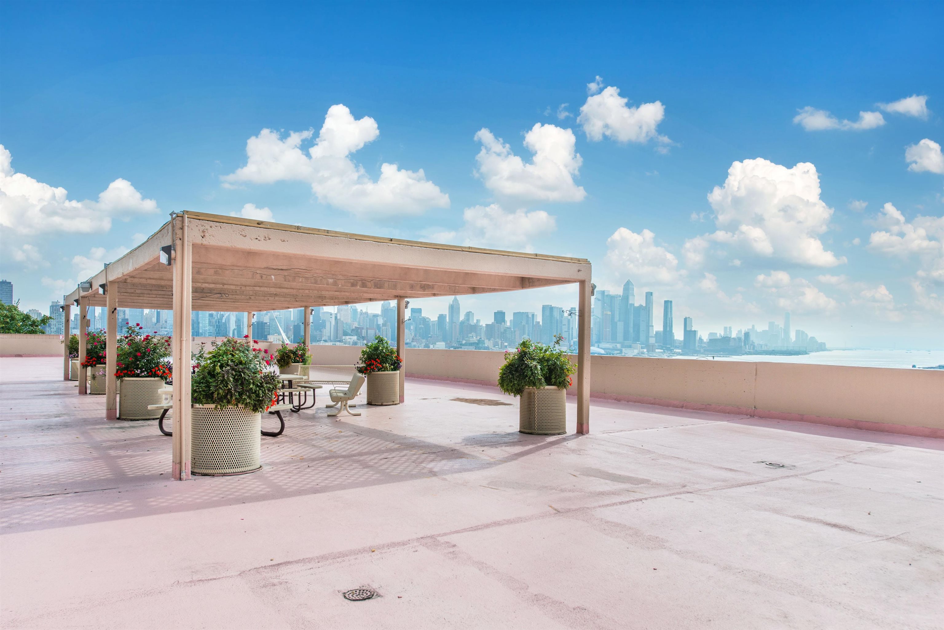 6040 Blvd East 6f Property Photo 29