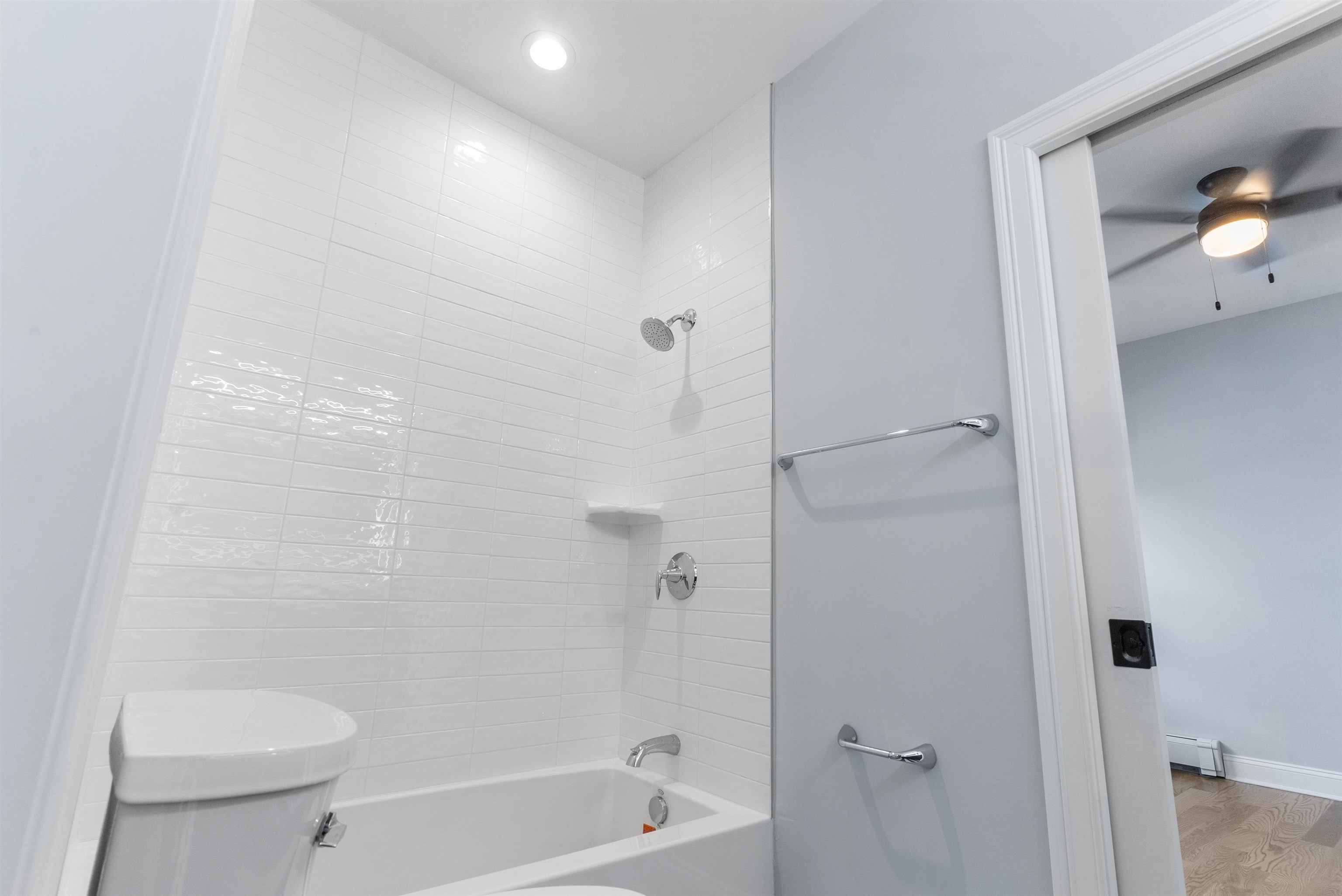 382 5th Ave Property Photo 6