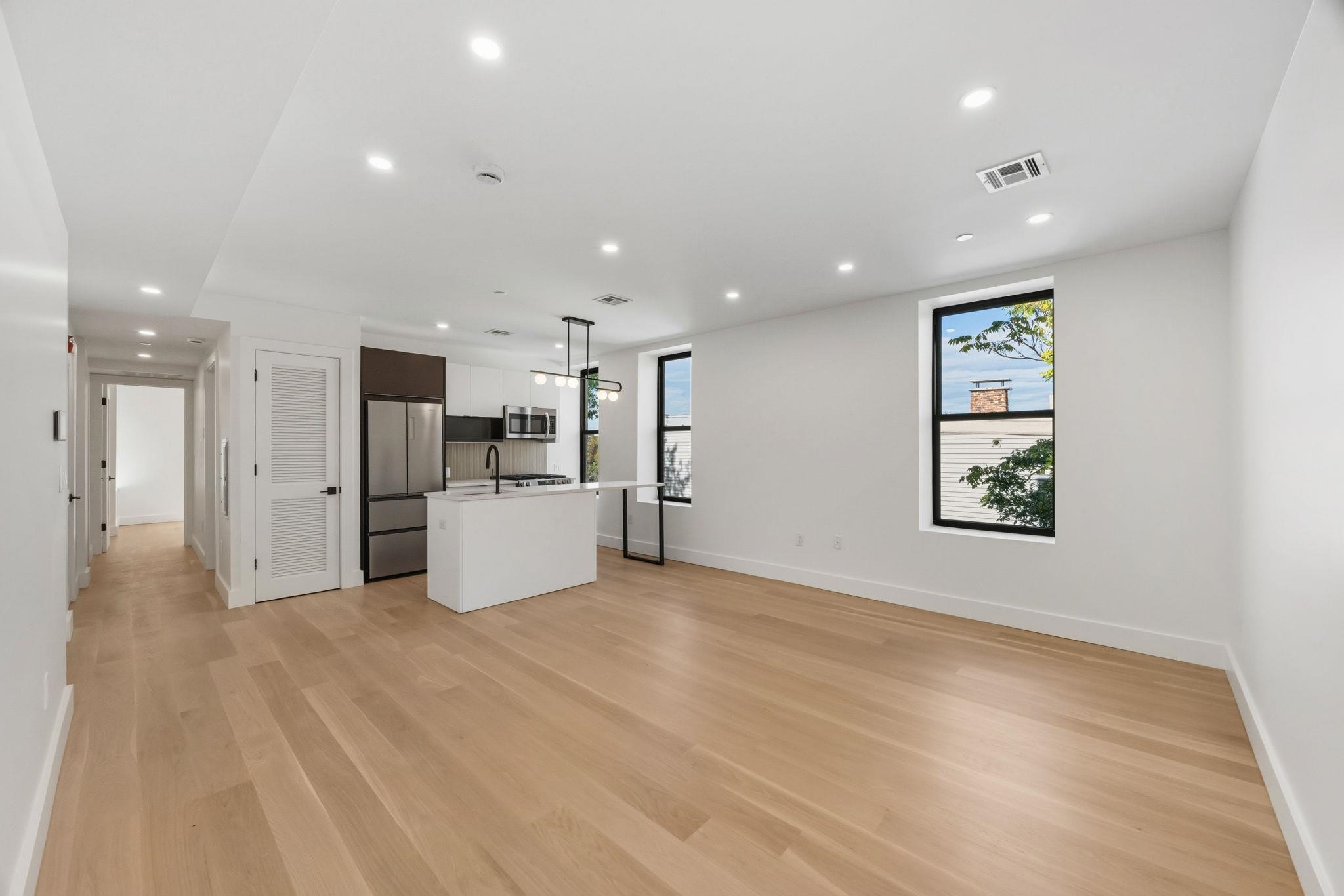 166 Hancock Ave 301 Property Photo 2