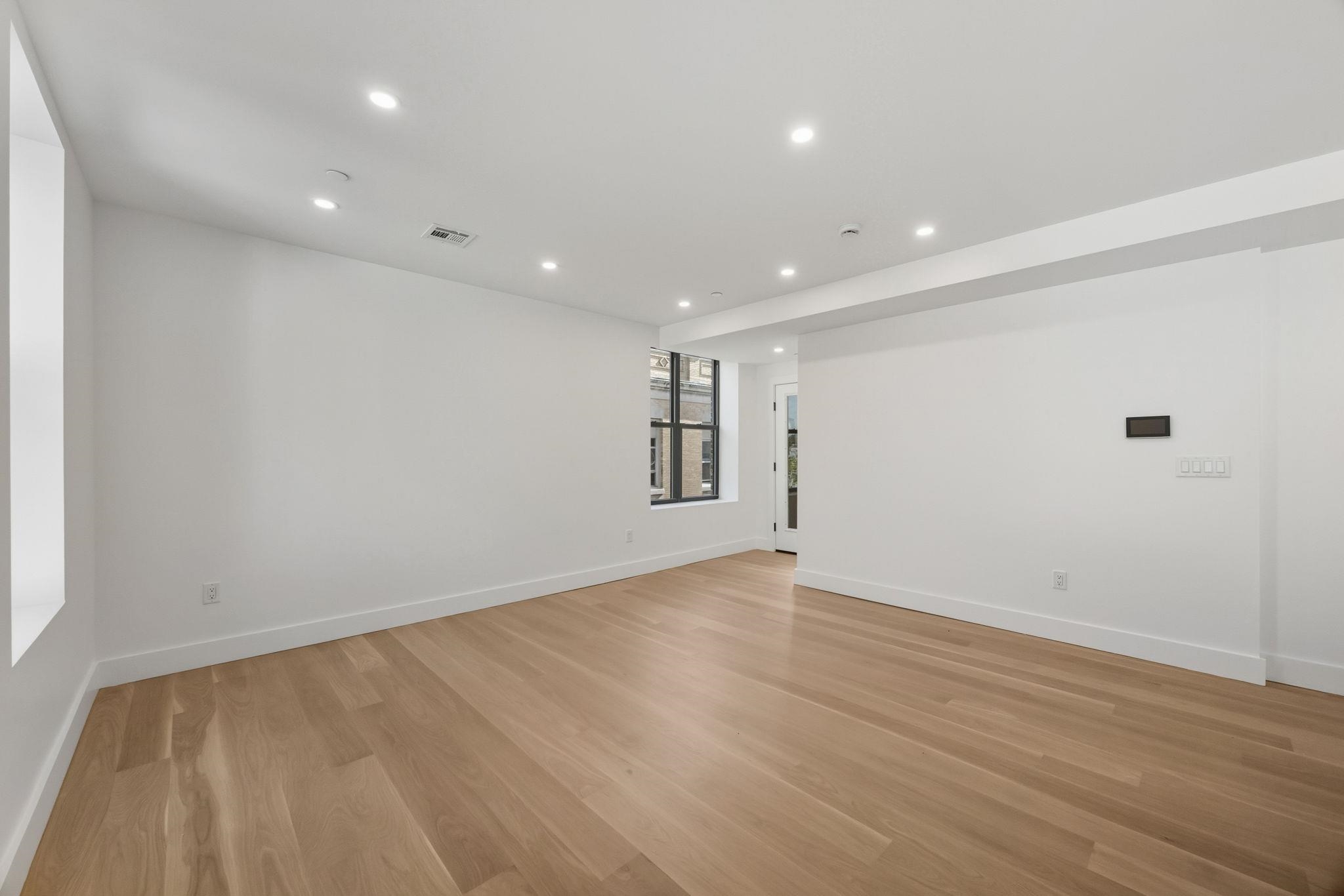 166 Hancock Ave 301 Property Photo 6