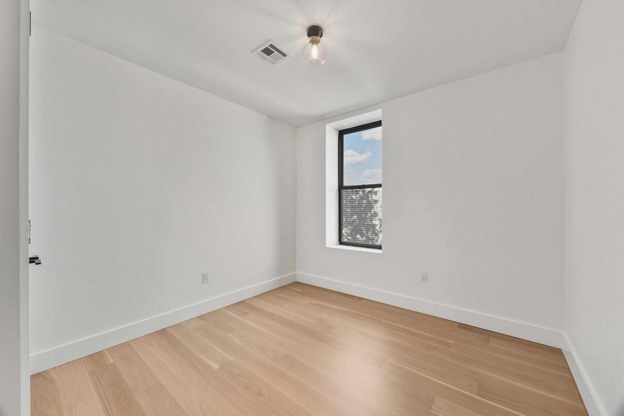166 Hancock Ave 301 Property Photo 7