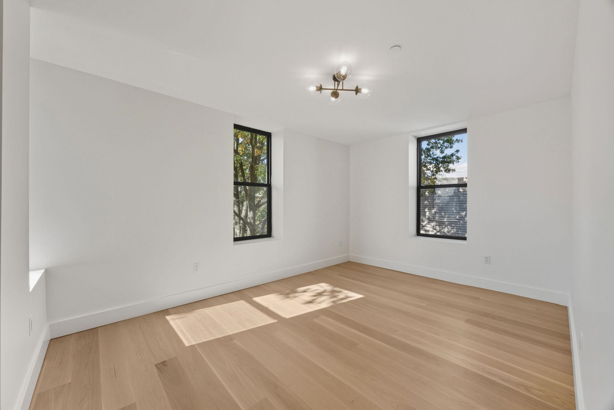 166 Hancock Ave 301 Property Photo 8