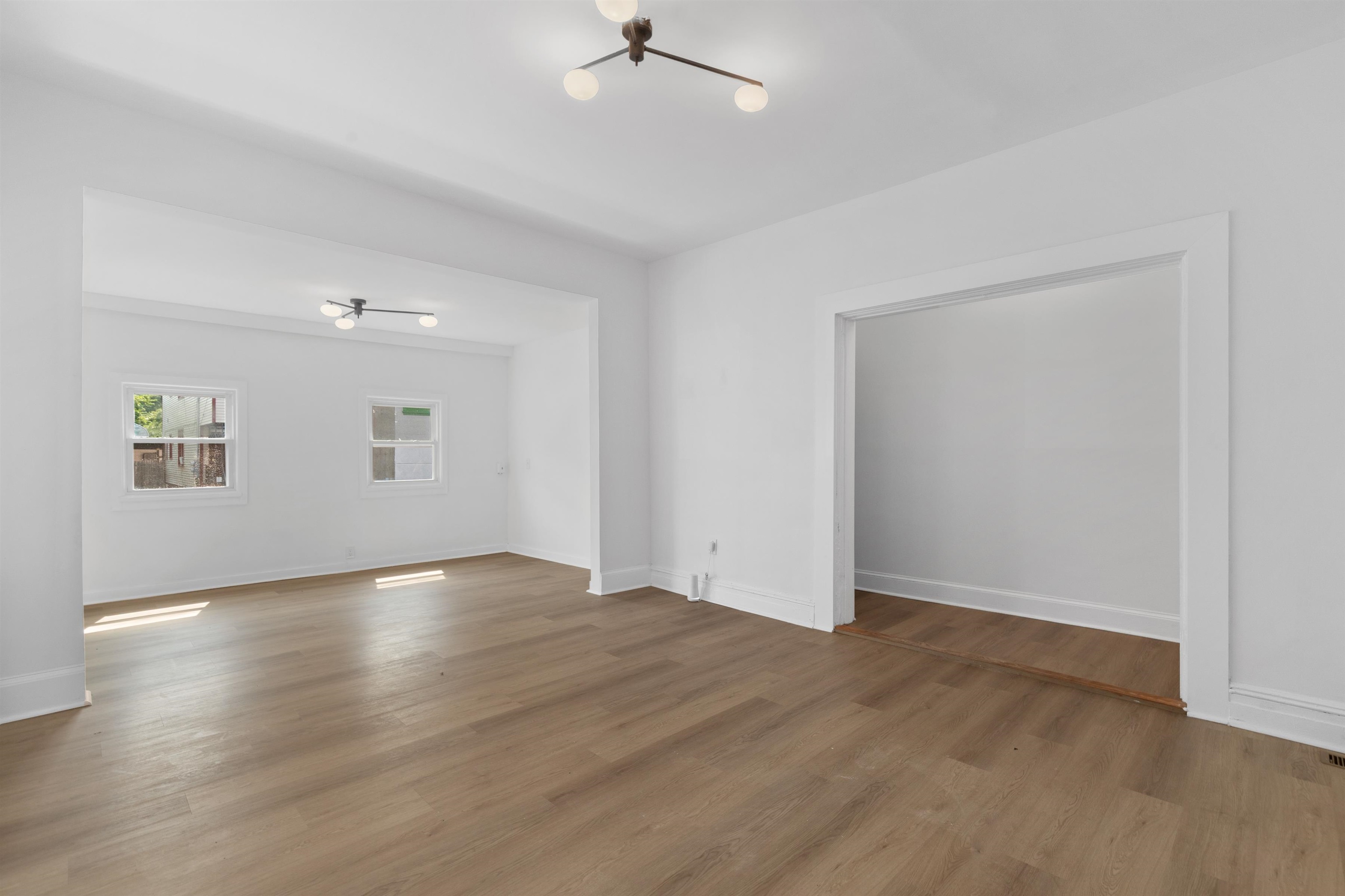 292 Forrest St Property Photo 17