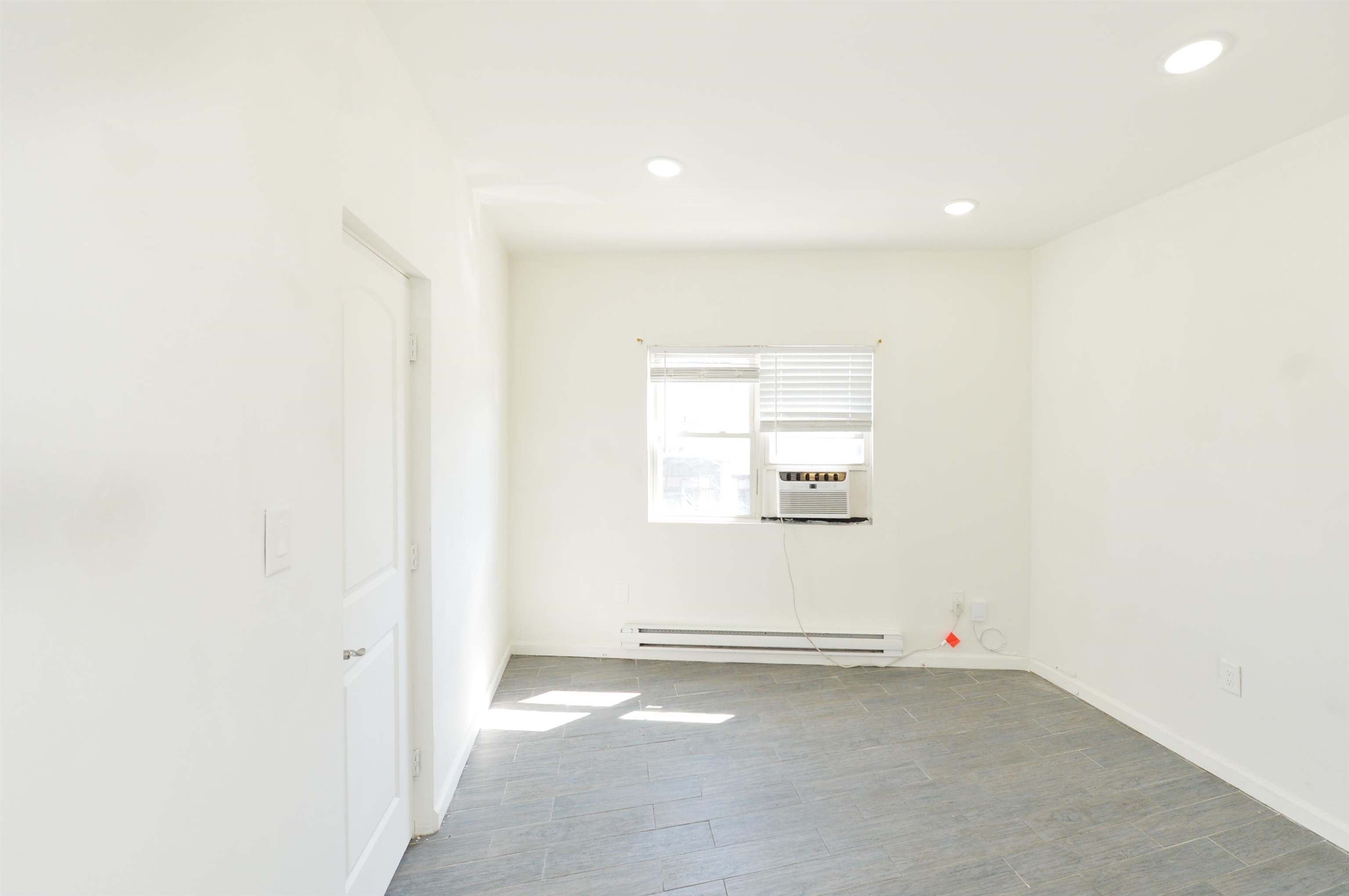 6245 Kennedy Blvd 2f Property Photo 4