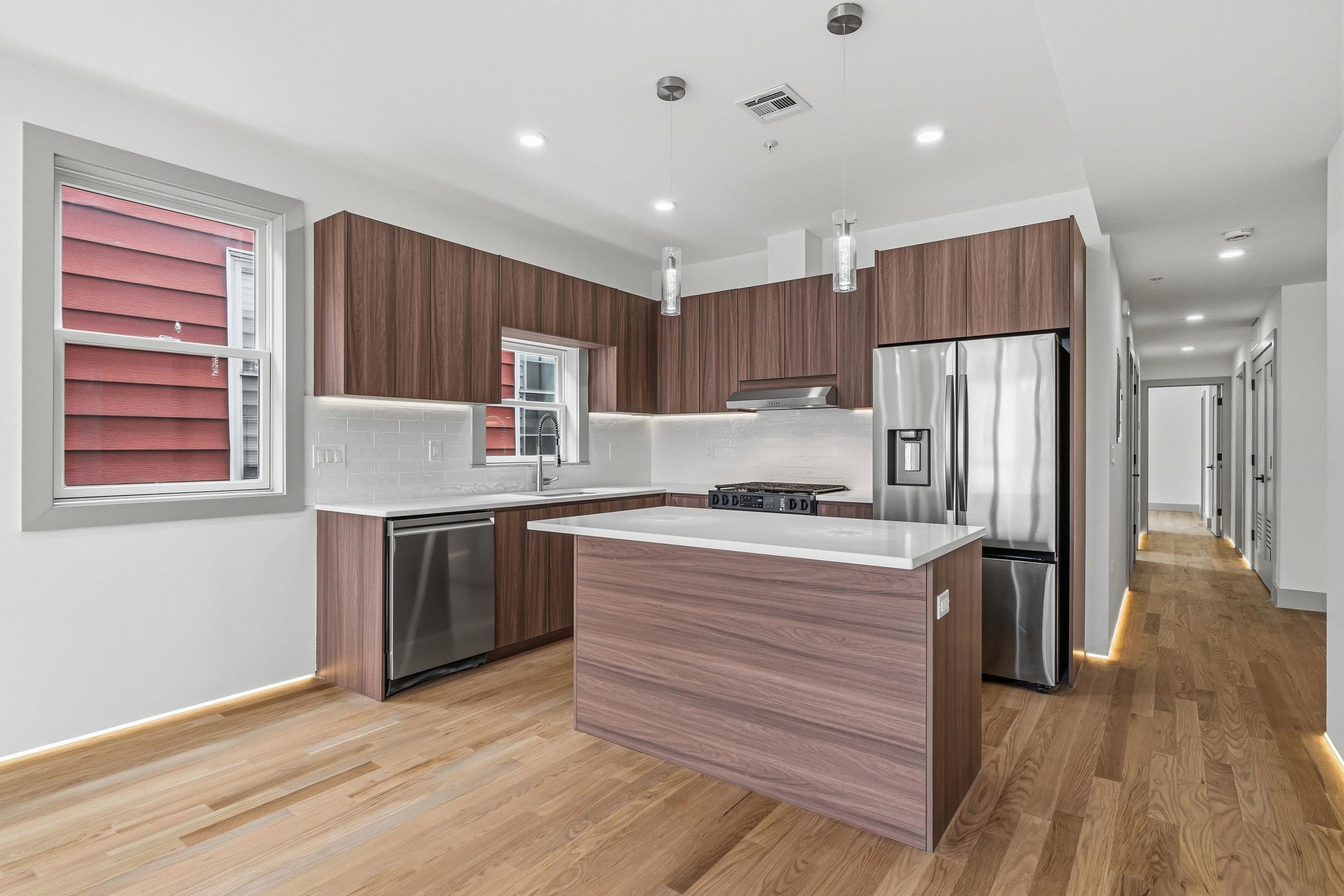 161 Woodlawn Ave 2 Property Photo 1