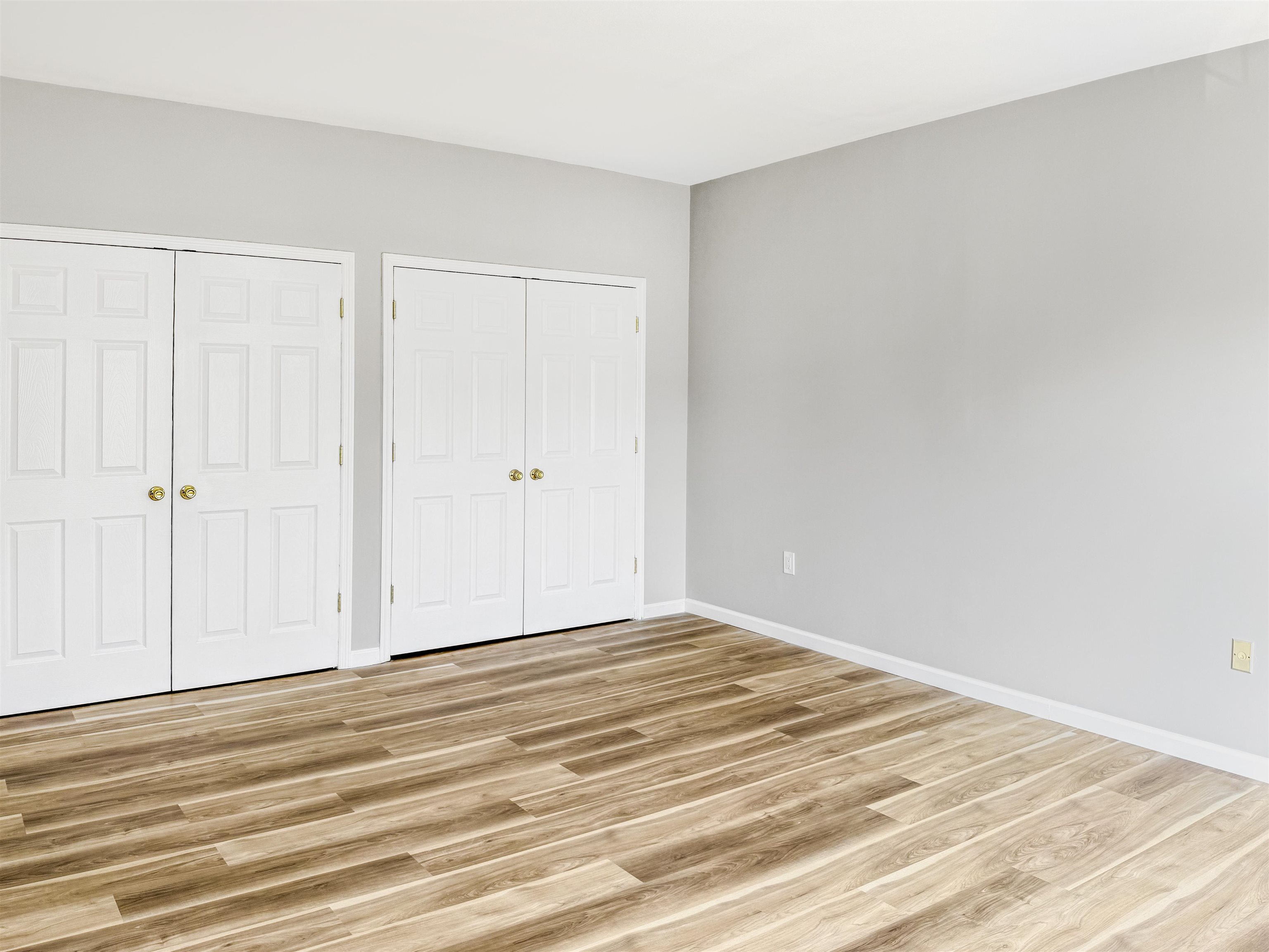 729-731 Broadway 3 Property Photo 7