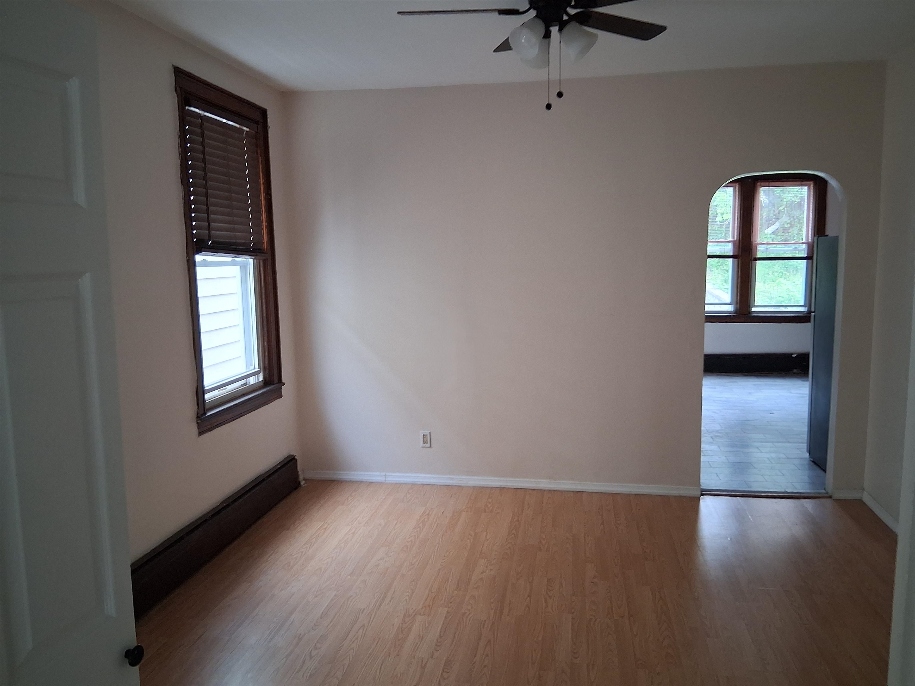 182 Terrace Ave 2 Property Photo 10
