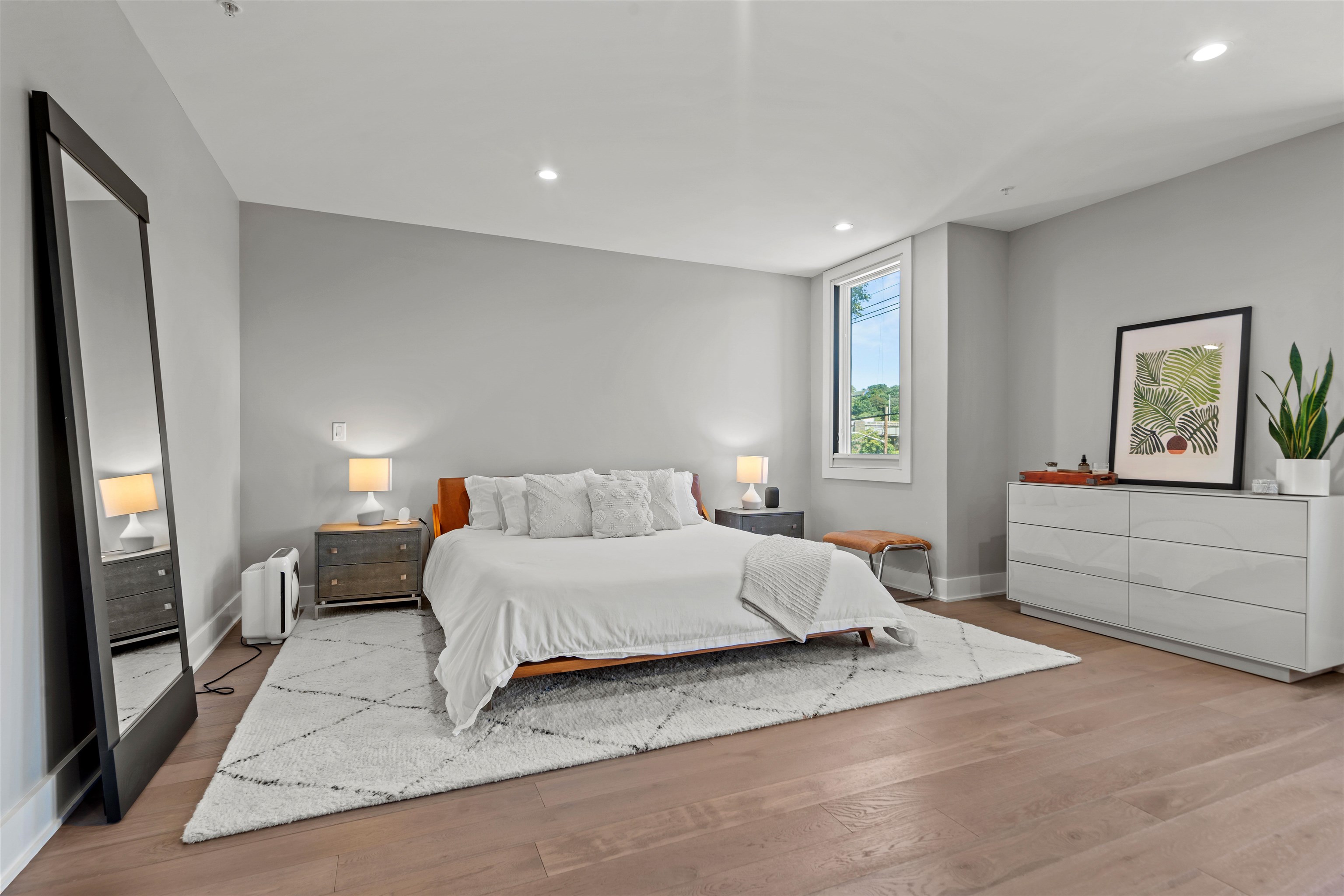 367 Park Ave Property Photo 19