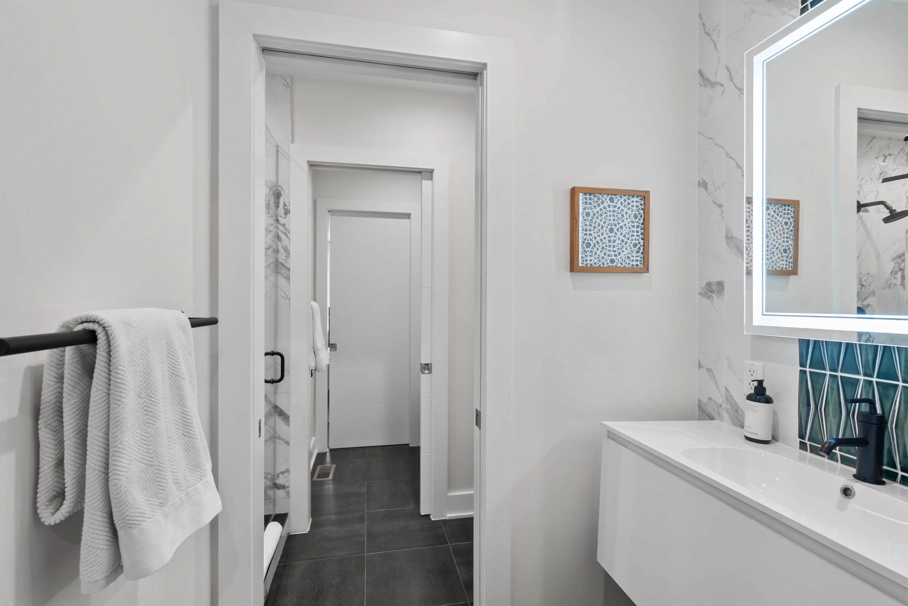 367 Park Ave Property Photo 31