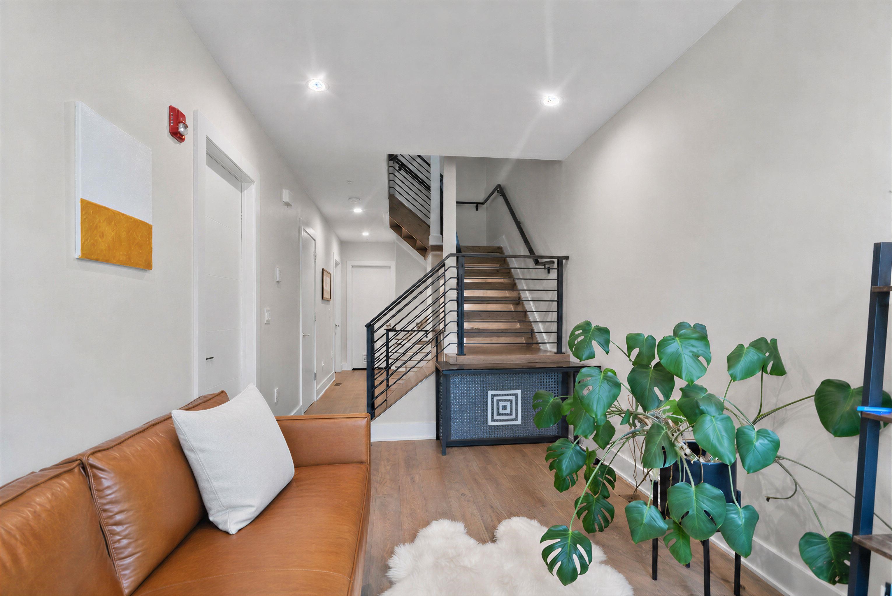 367 Park Ave Property Photo 37