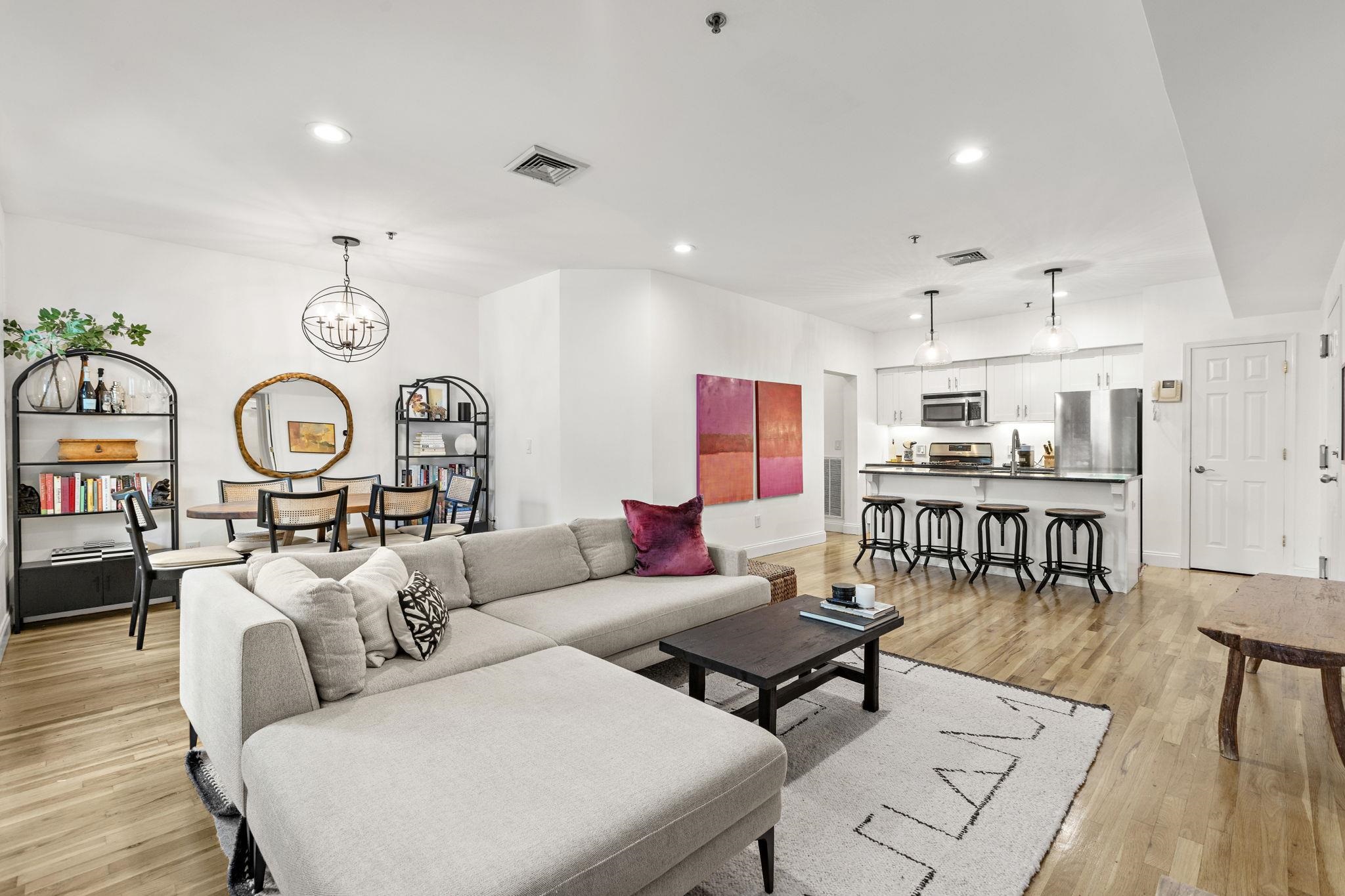 416 GRAND ST 2B Property Photo 1