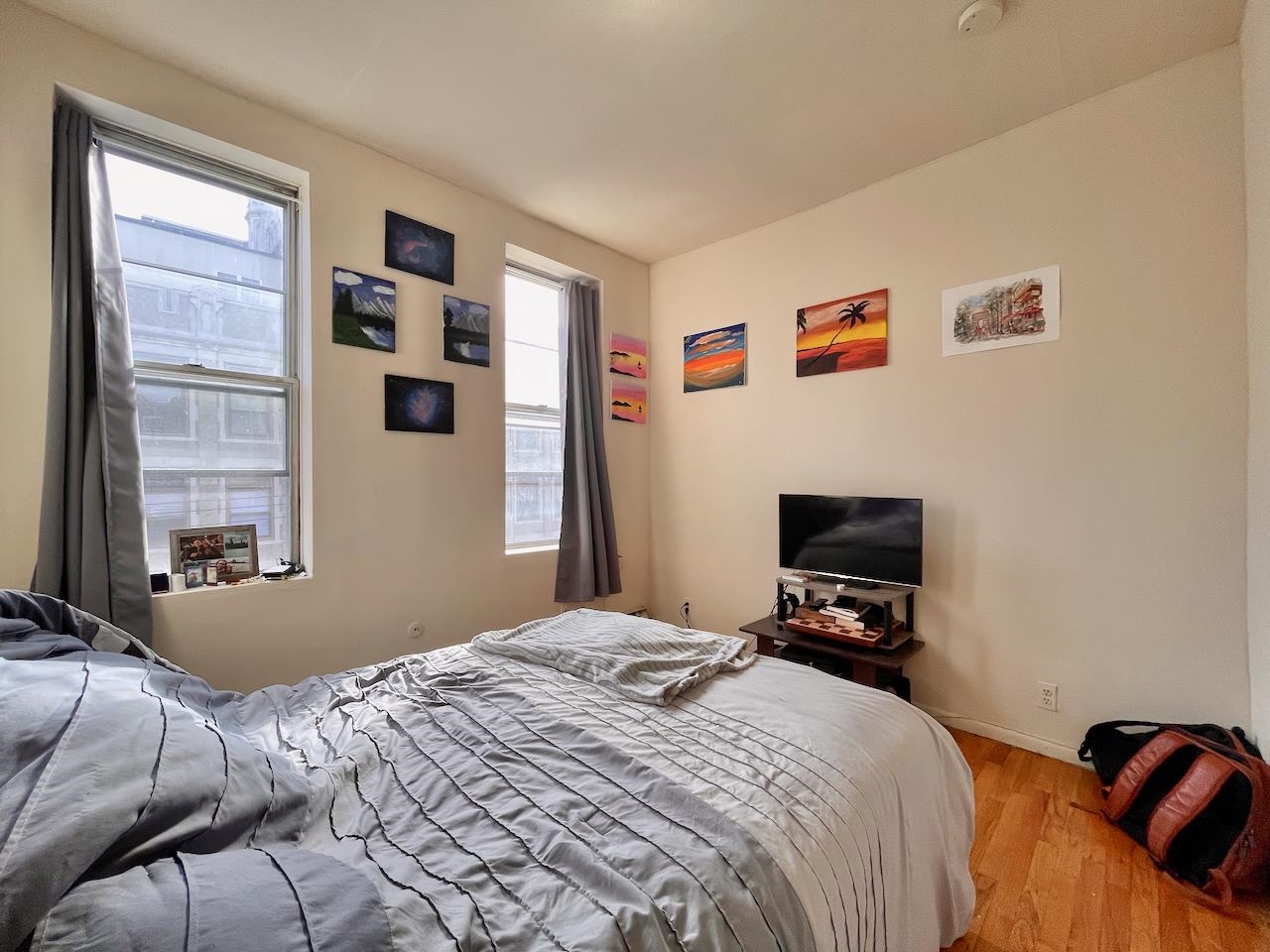 510 ADAMS ST 4R Property Photo 1