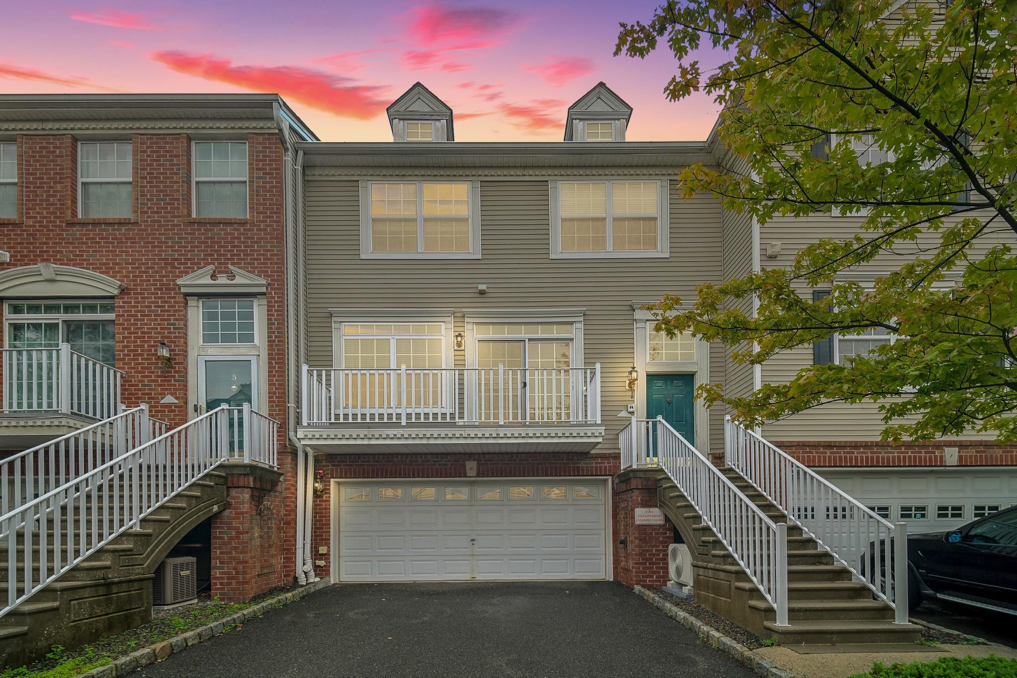 3 TOTTENHAM CT Property Photo 1