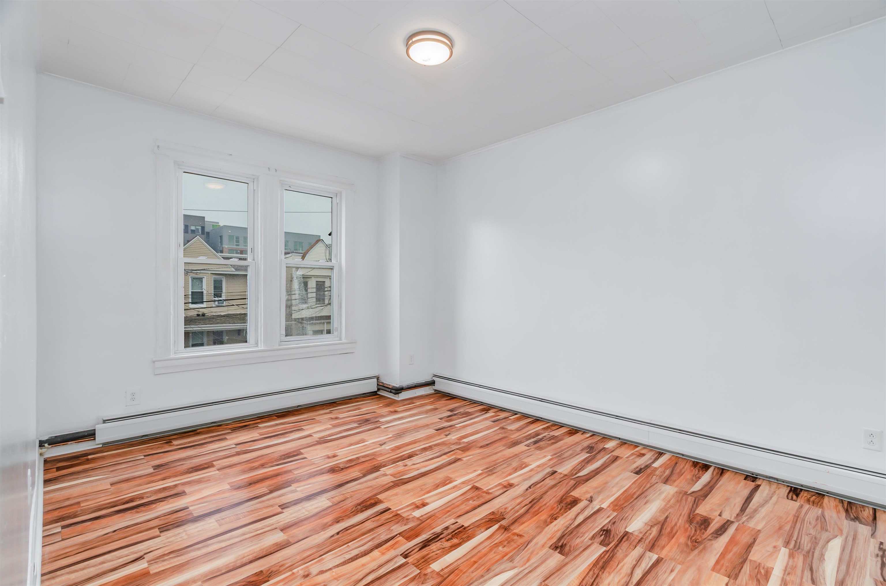 62 Clarke Ave 2 Property Photo 6