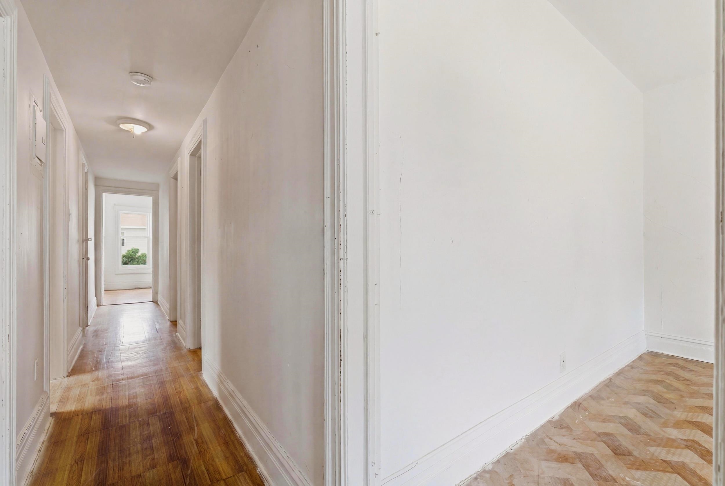 878-880 Broadway Property Photo 19