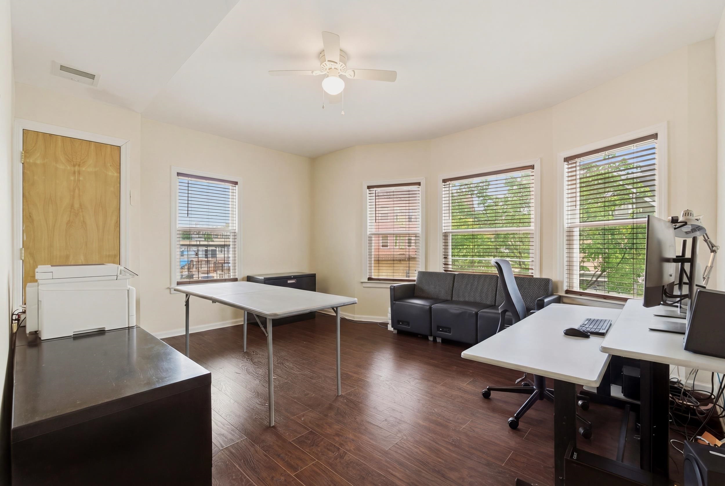 878-880 Broadway Property Photo 24