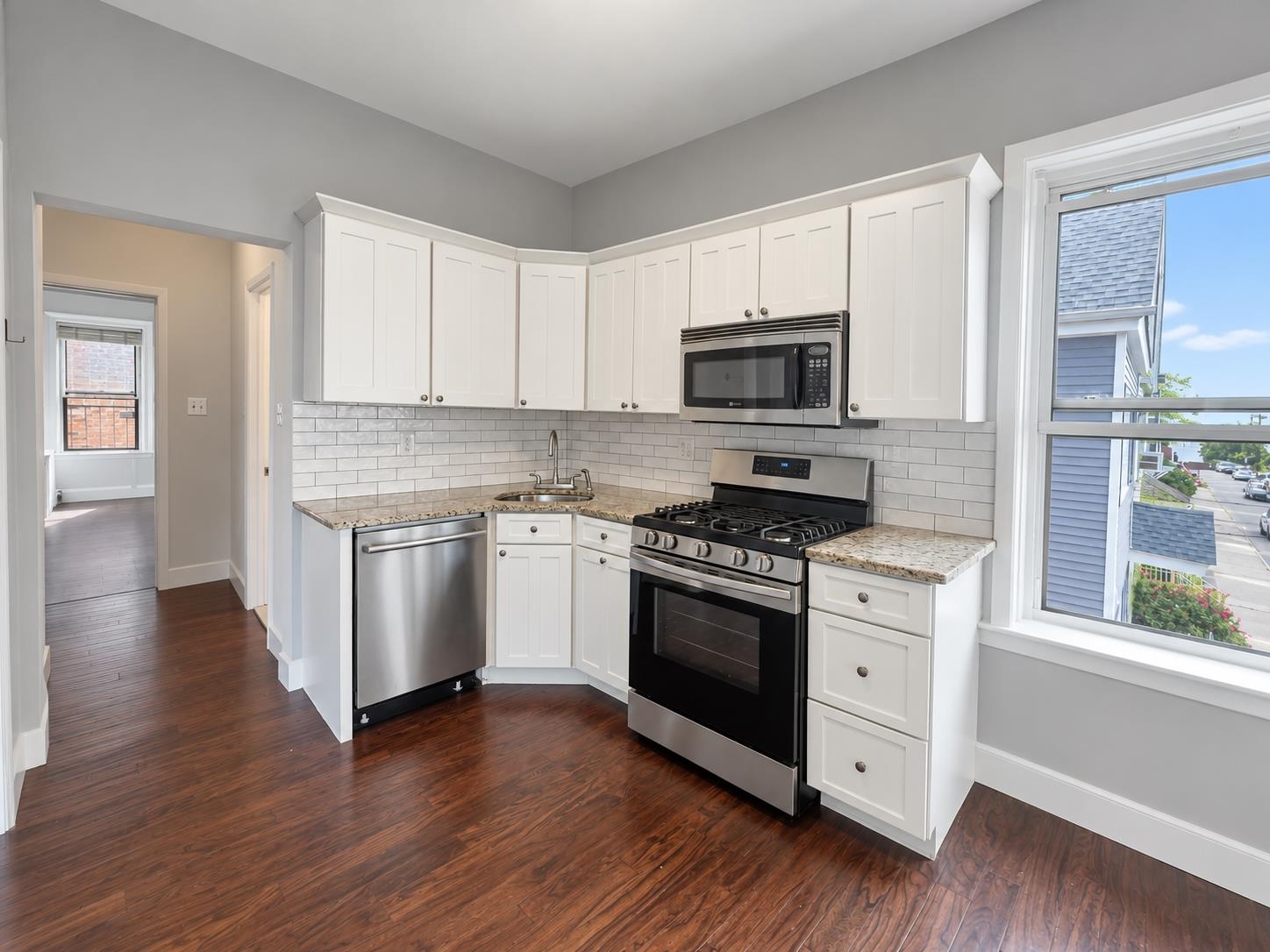 761 Avenue A 8 Property Photo 4