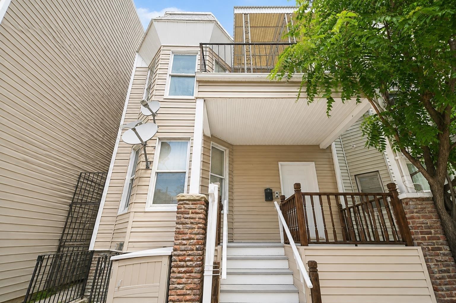 414 Monastery Pl Property Photo 2
