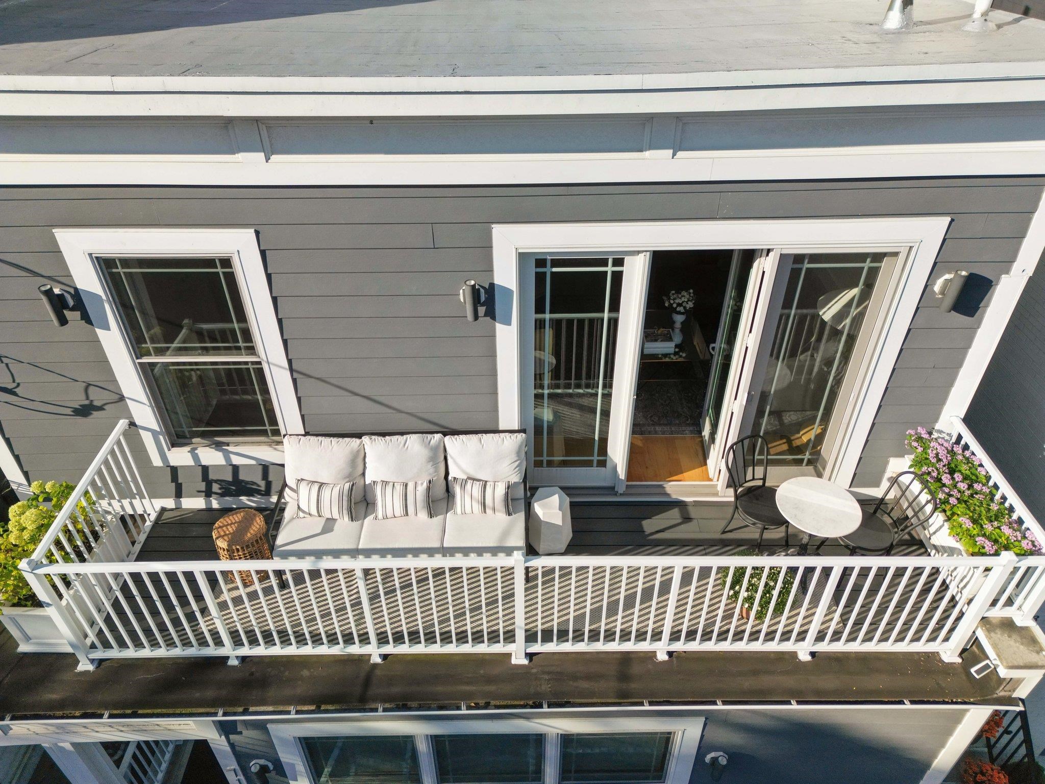 71 Beacon Ave 3 Property Photo 5