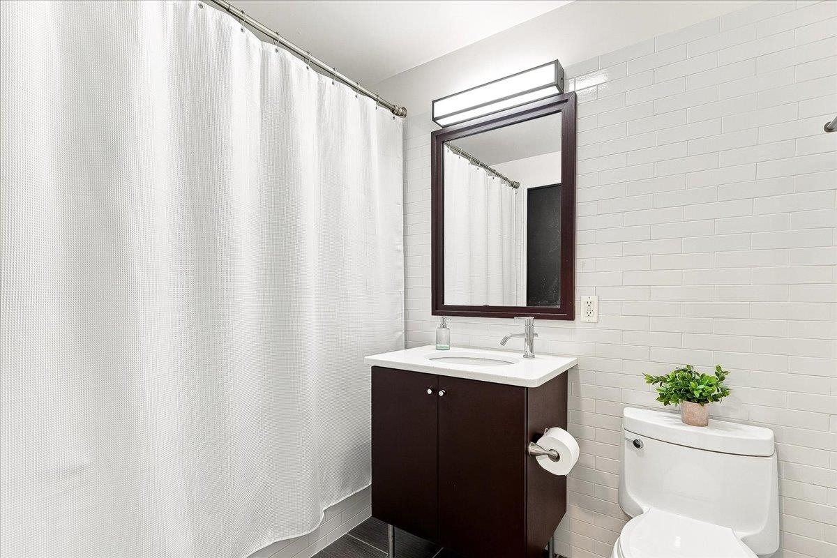 25 Mcwilliams Pl 205 Property Photo 9
