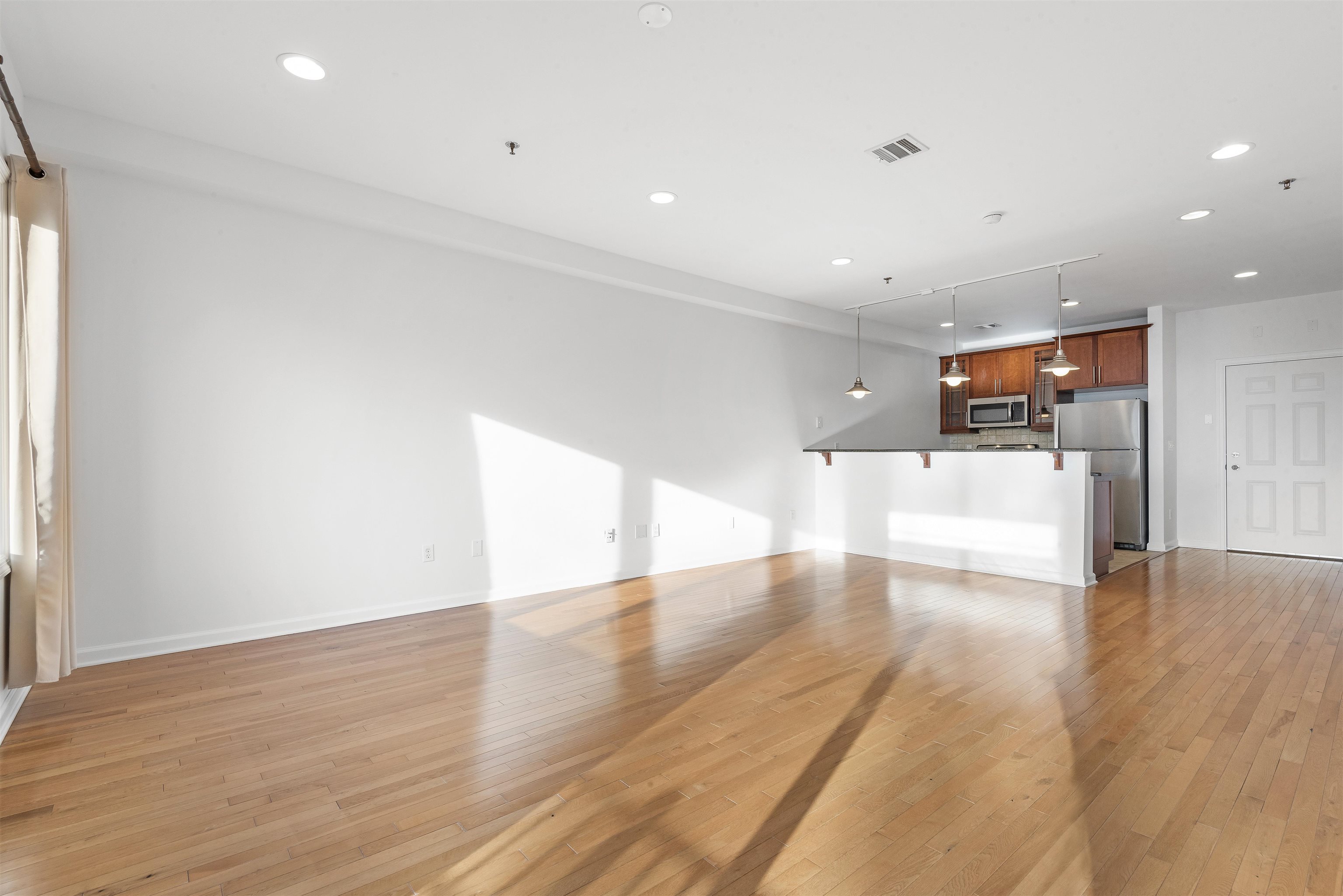 203-207 Hackensack Plank Rd 5b Property Photo 4