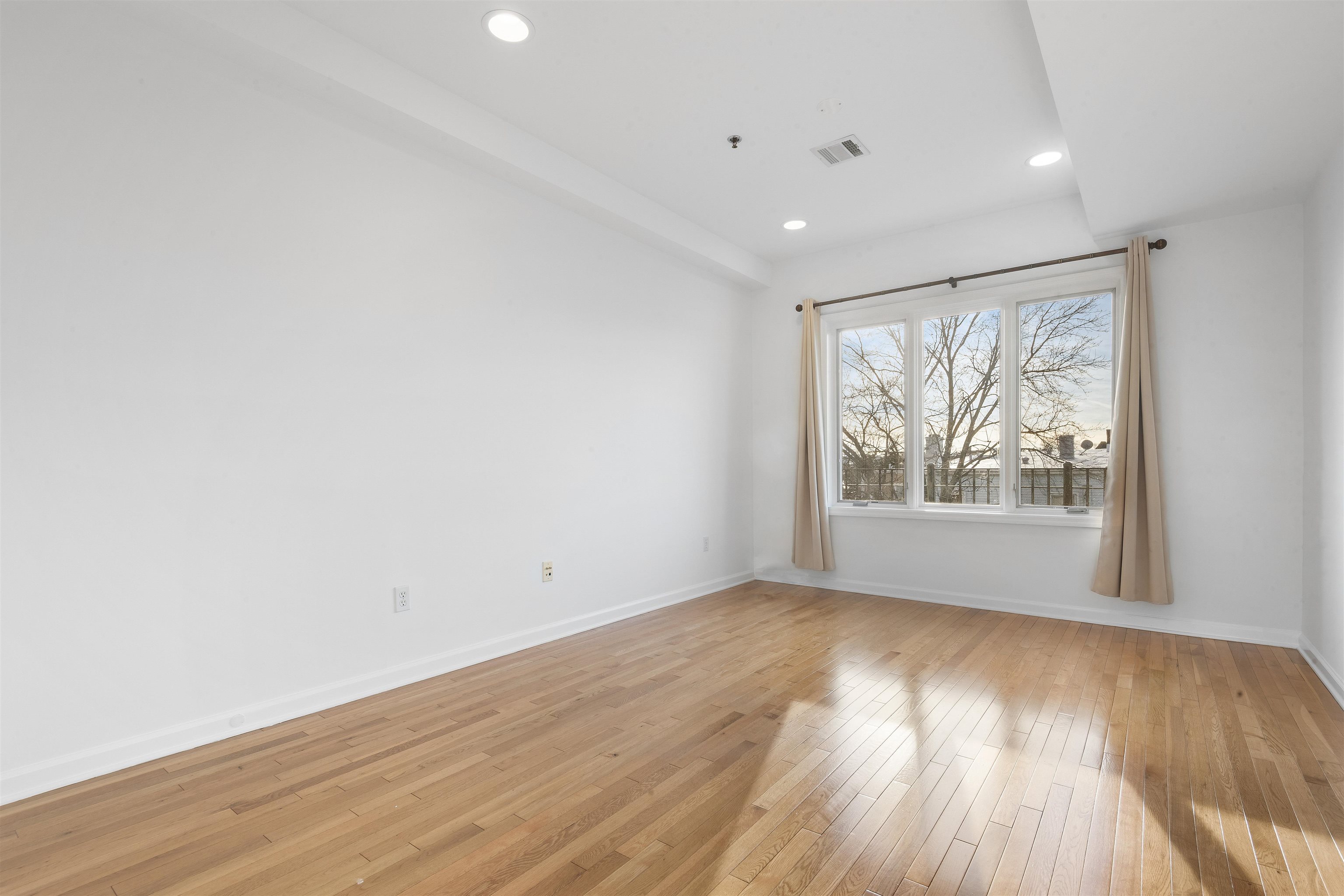 203-207 Hackensack Plank Rd 5b Property Photo 11