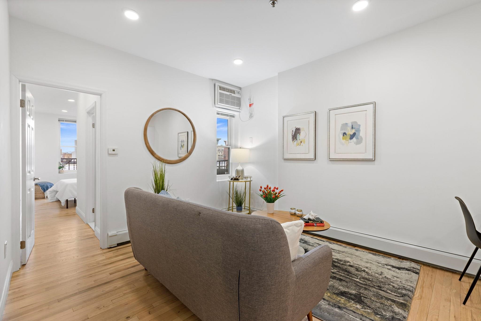 110 Washington St 4n (#6) Property Photo 2