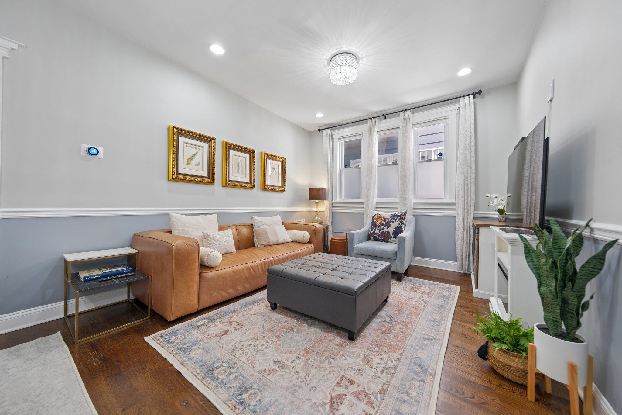 205 JEWETT AVE Property Photo 1