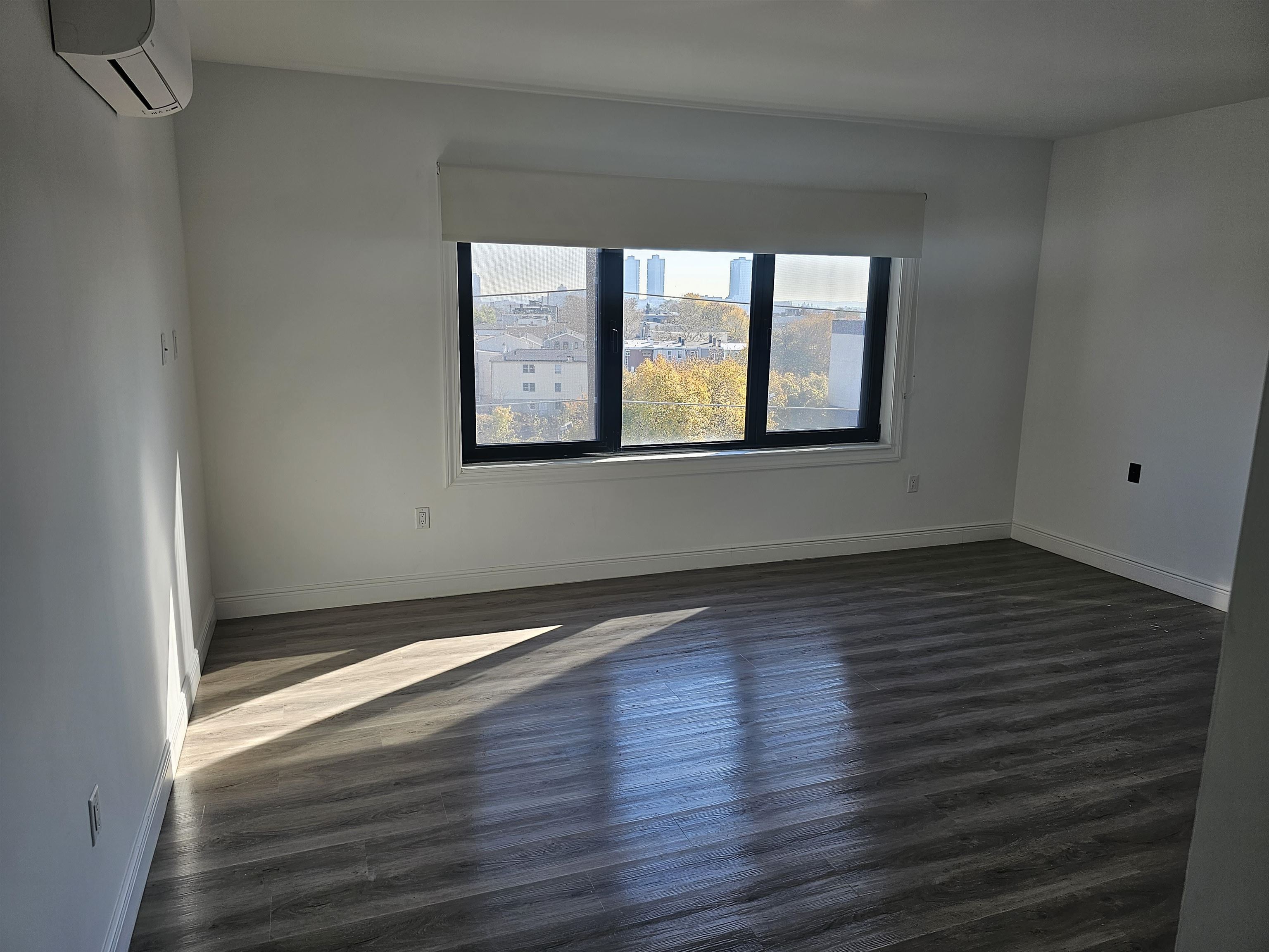 211 Baldwin Ave 207 Property Photo 25