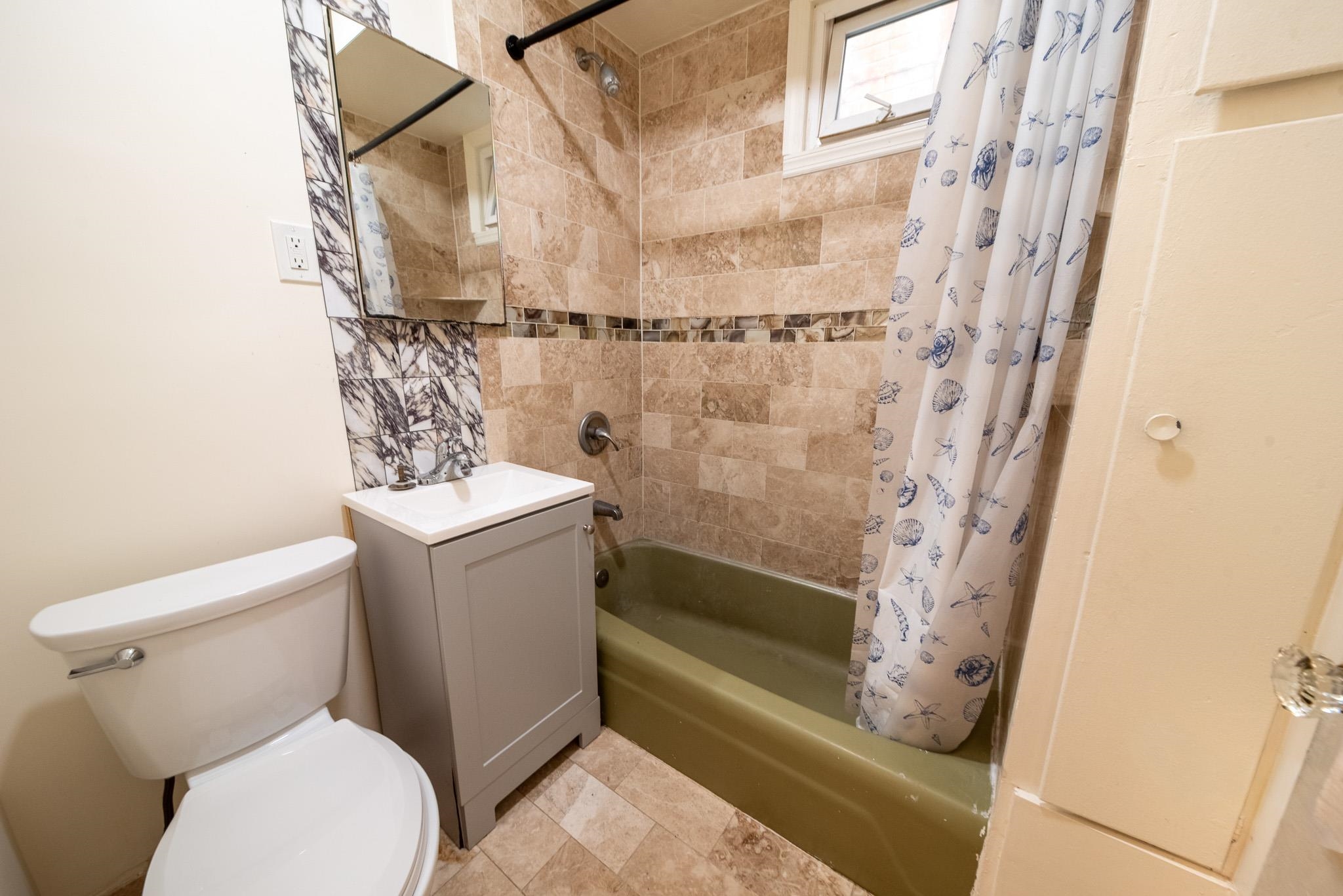 37 64th St 2 Property Photo 8