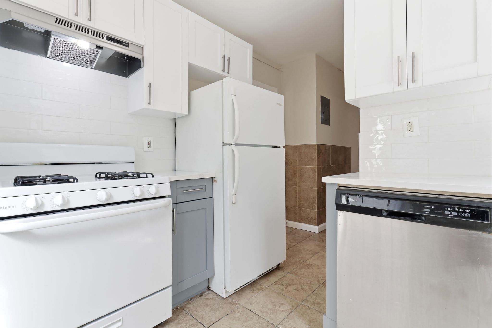 144 OLD BERGEN RD C1 Property Photo 1