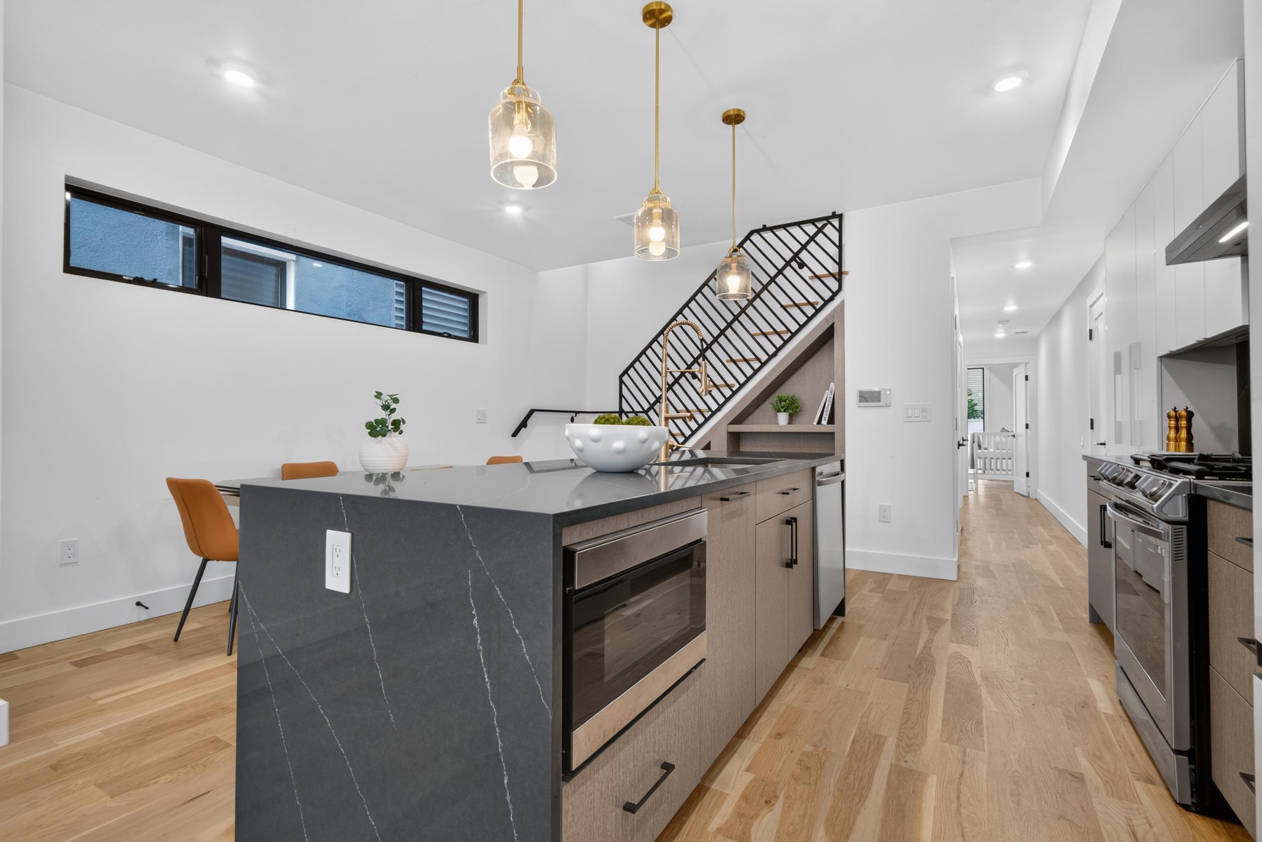 19 Leonard St 1 Property Photo 11