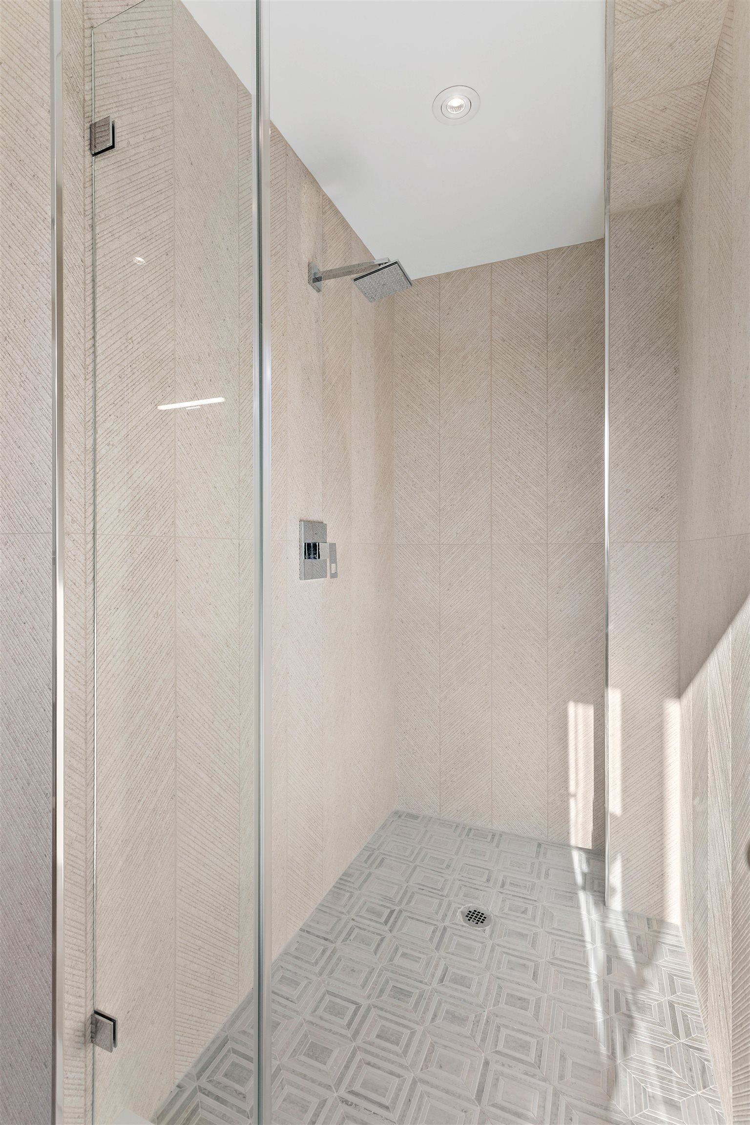727 Adams St 202 Property Photo 19