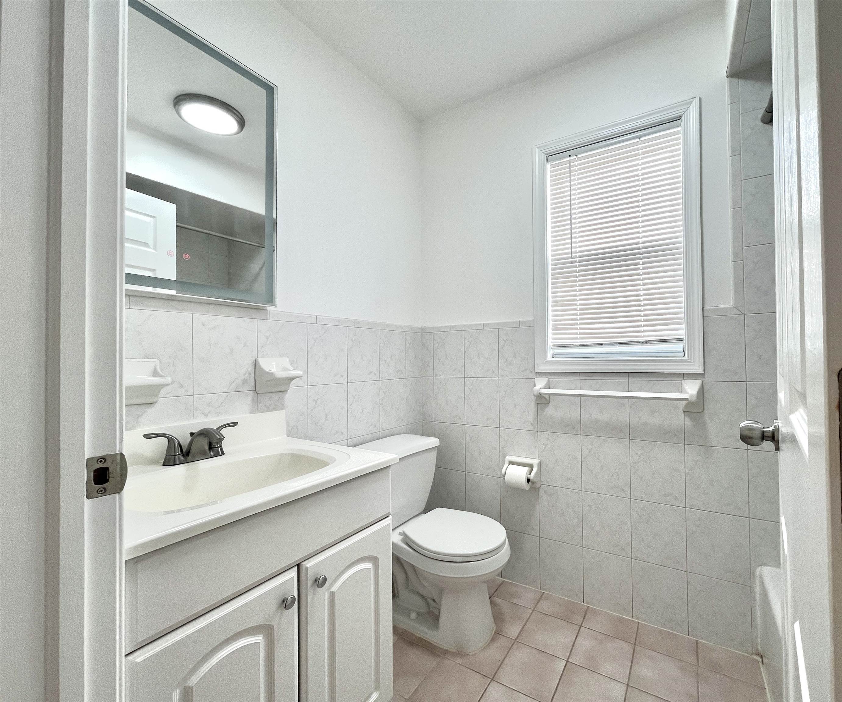 7100 Durham Ave 2 Property Photo 8