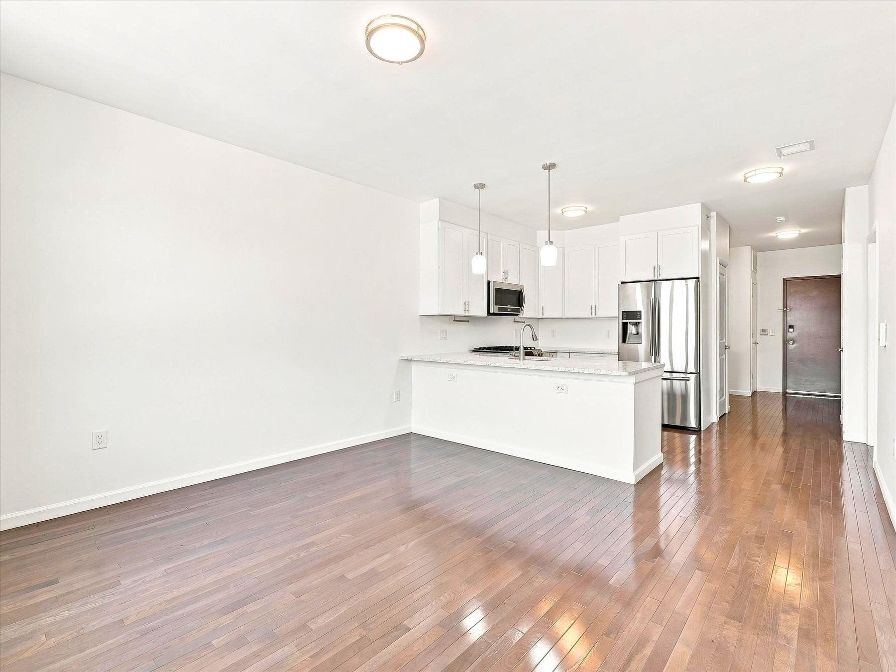 850 Newark Ave 4d Property Photo 6