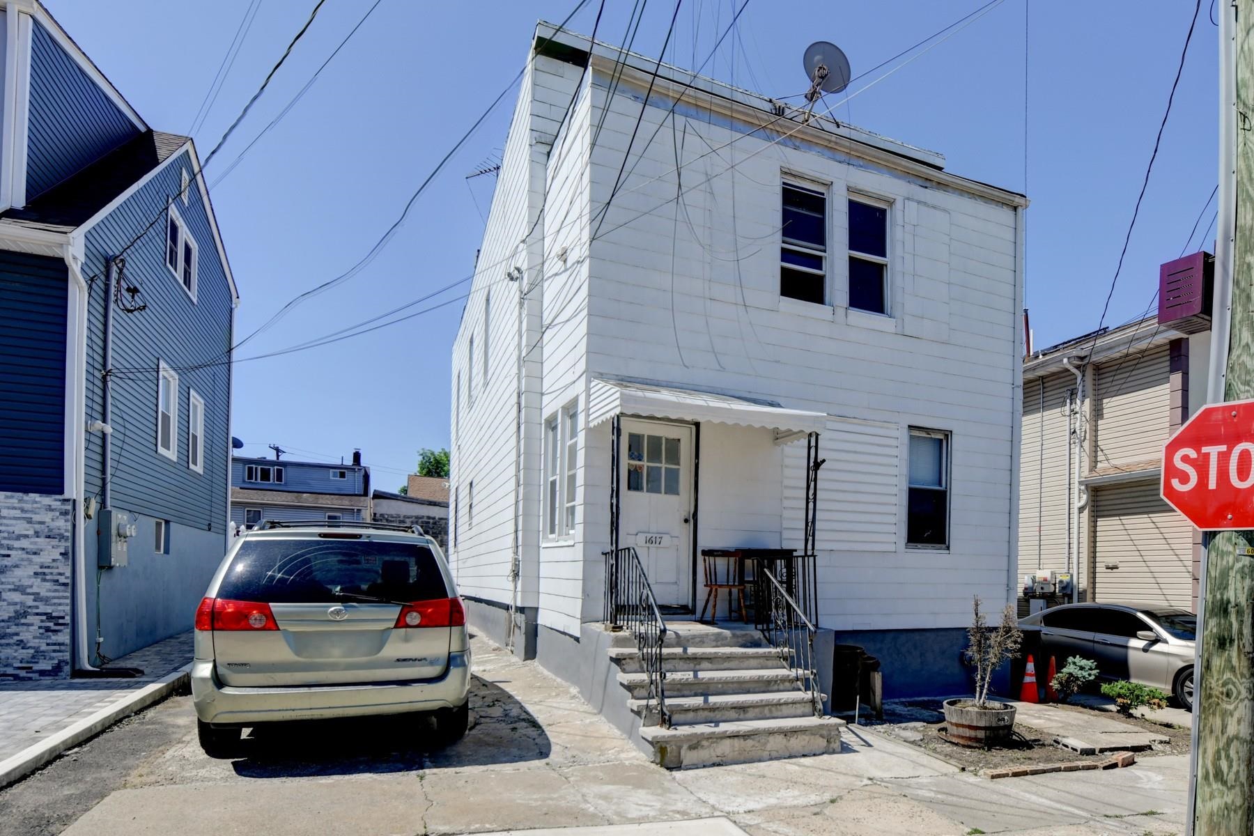 1617 78th St Property Photo 18