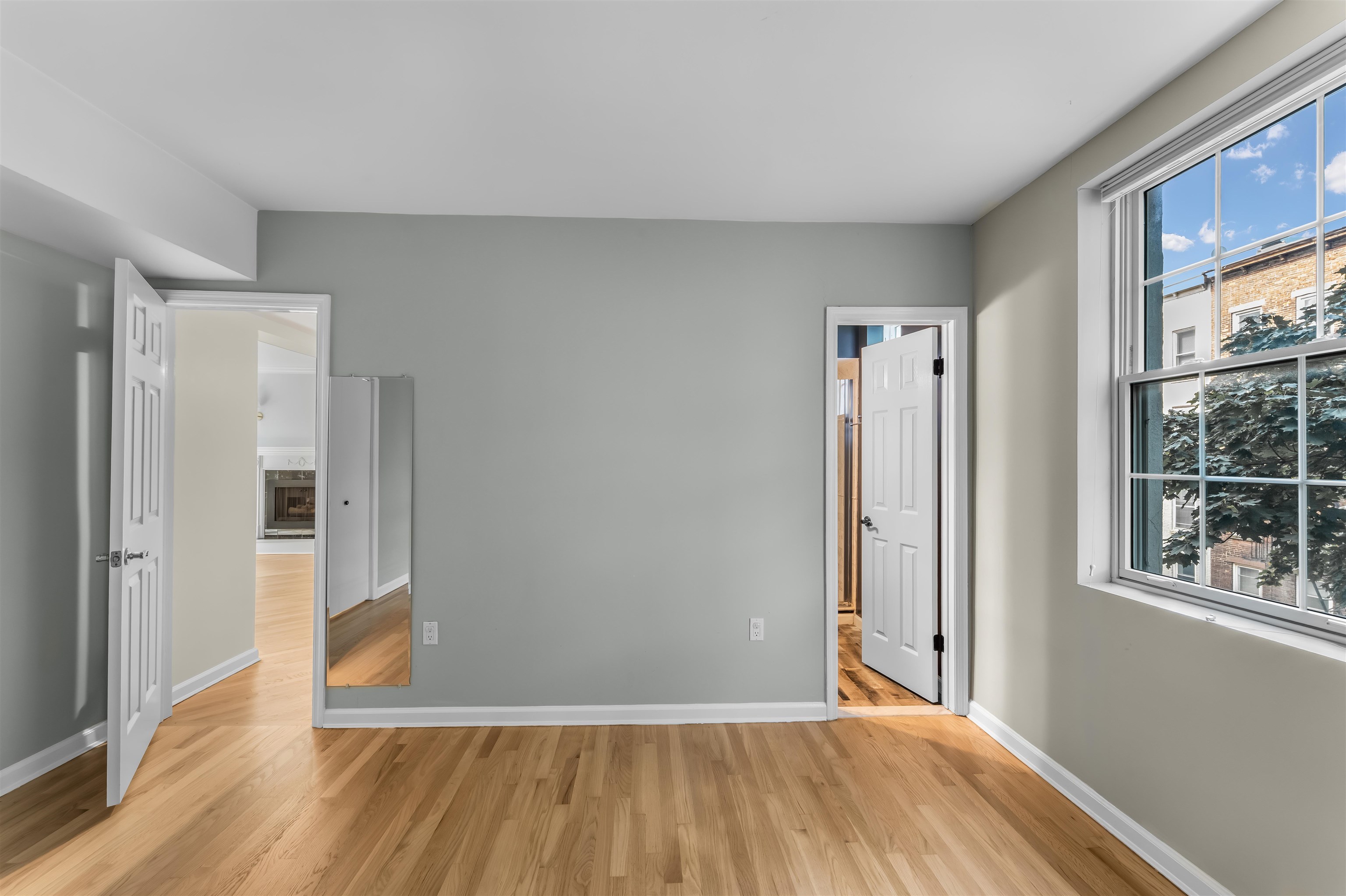 1108 Hudson St 4b Property Photo 15