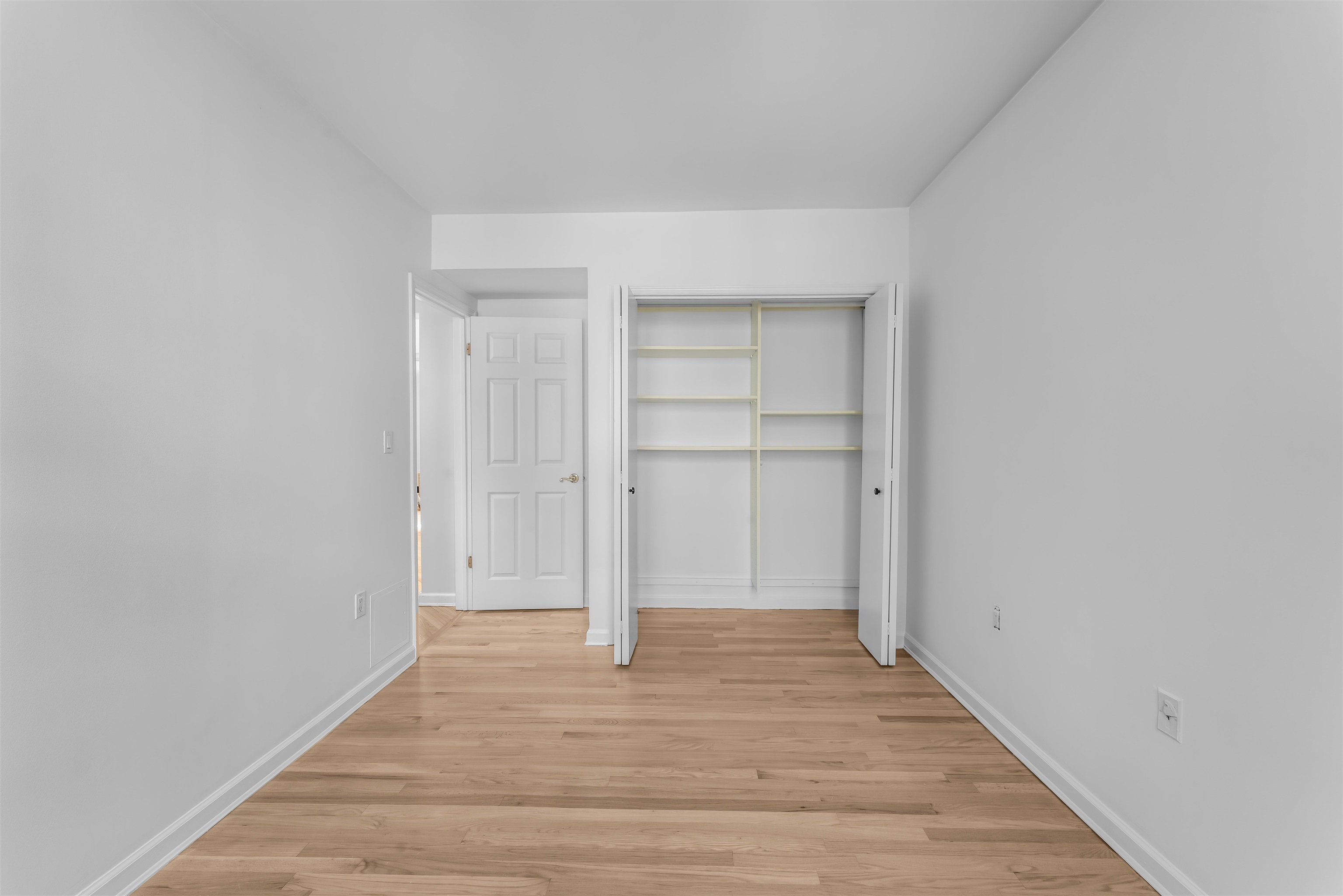 1108 Hudson St 4b Property Photo 26