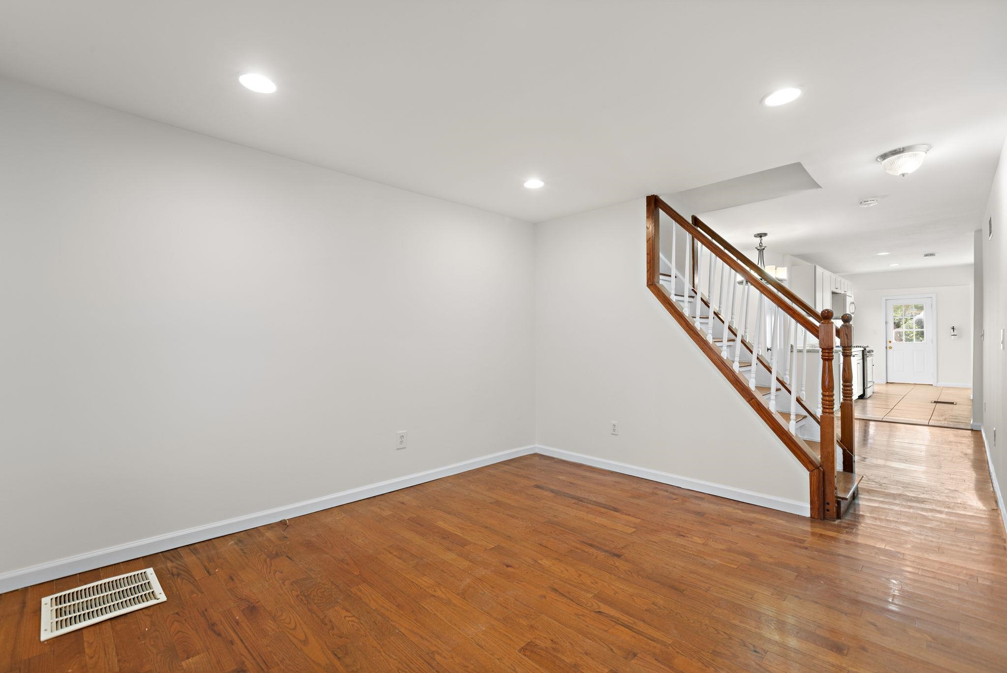 187.5 Lexington Ave Property Photo 1