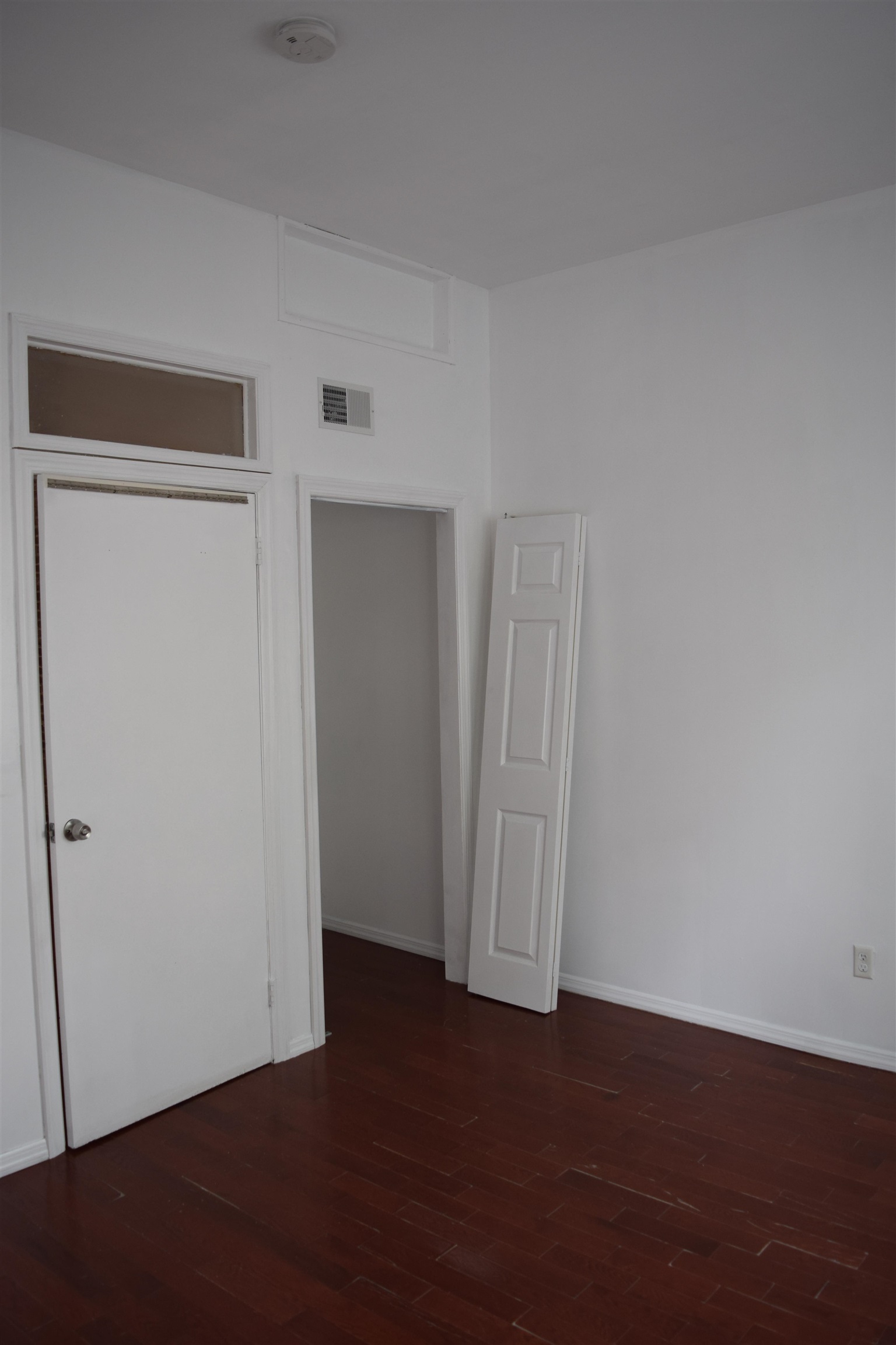 75 Laidlaw Ave 1r Property Photo 10
