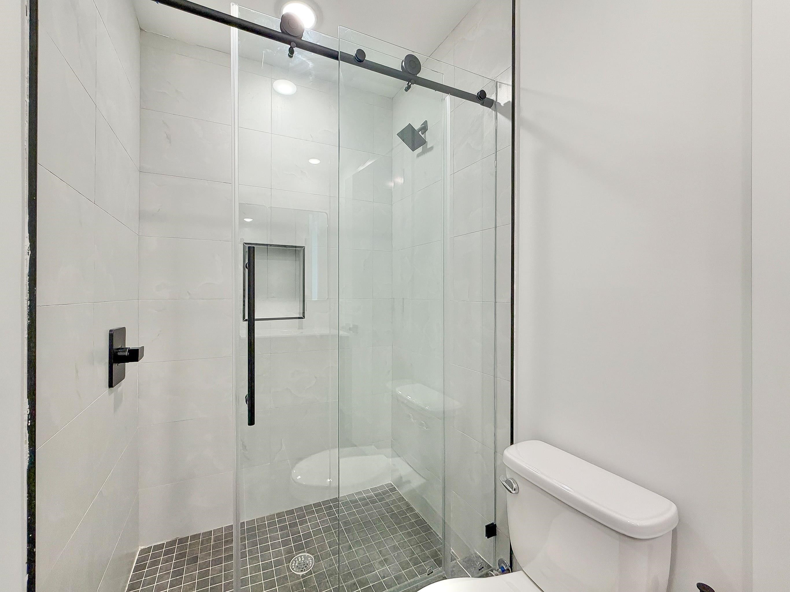 88 Bergen Ave 4 Property Photo 15
