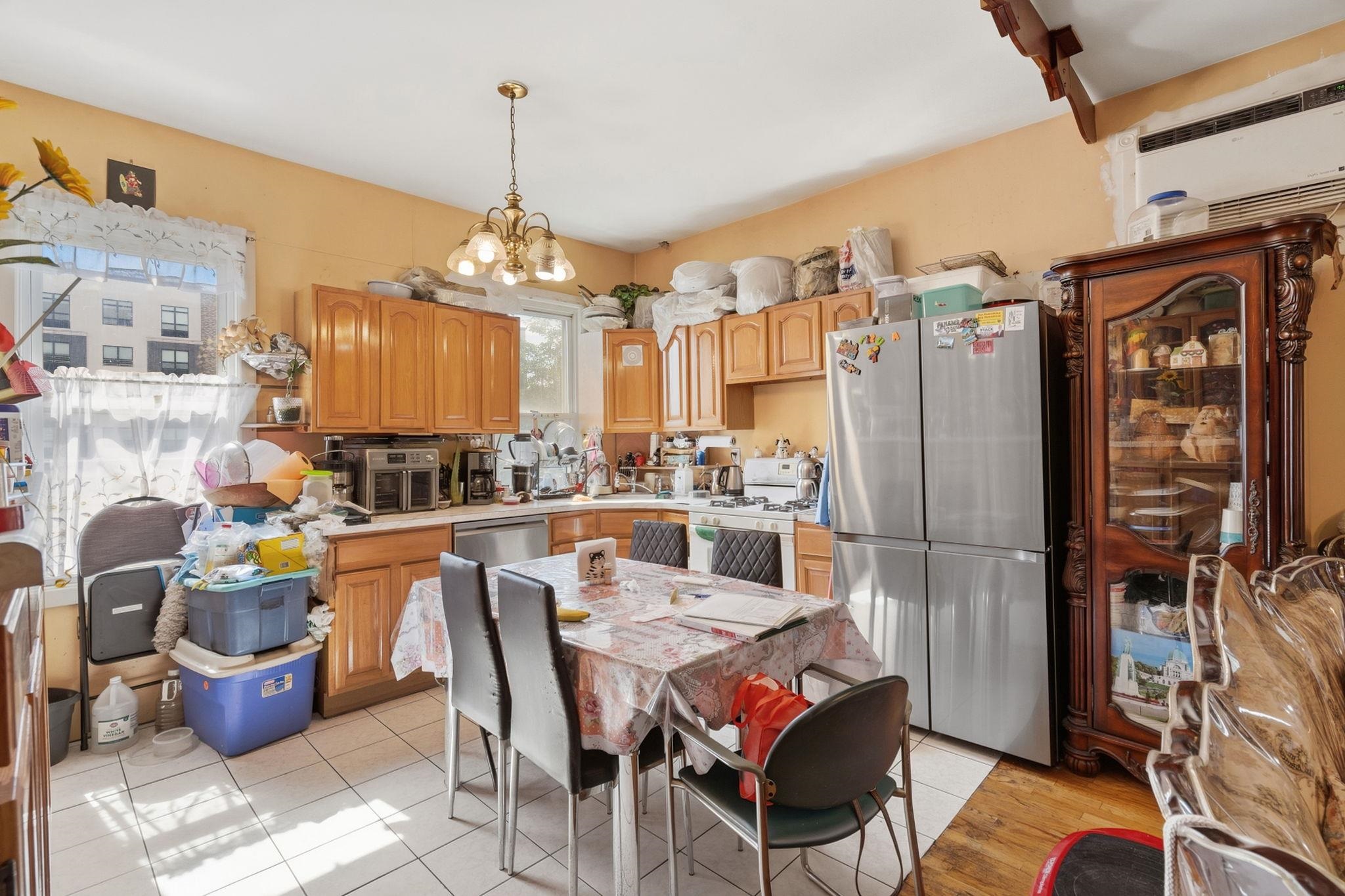 111 34th St Property Photo 5