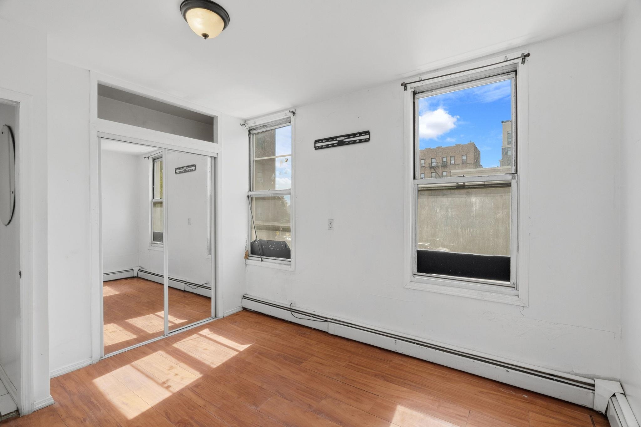 111 34th St Property Photo 15