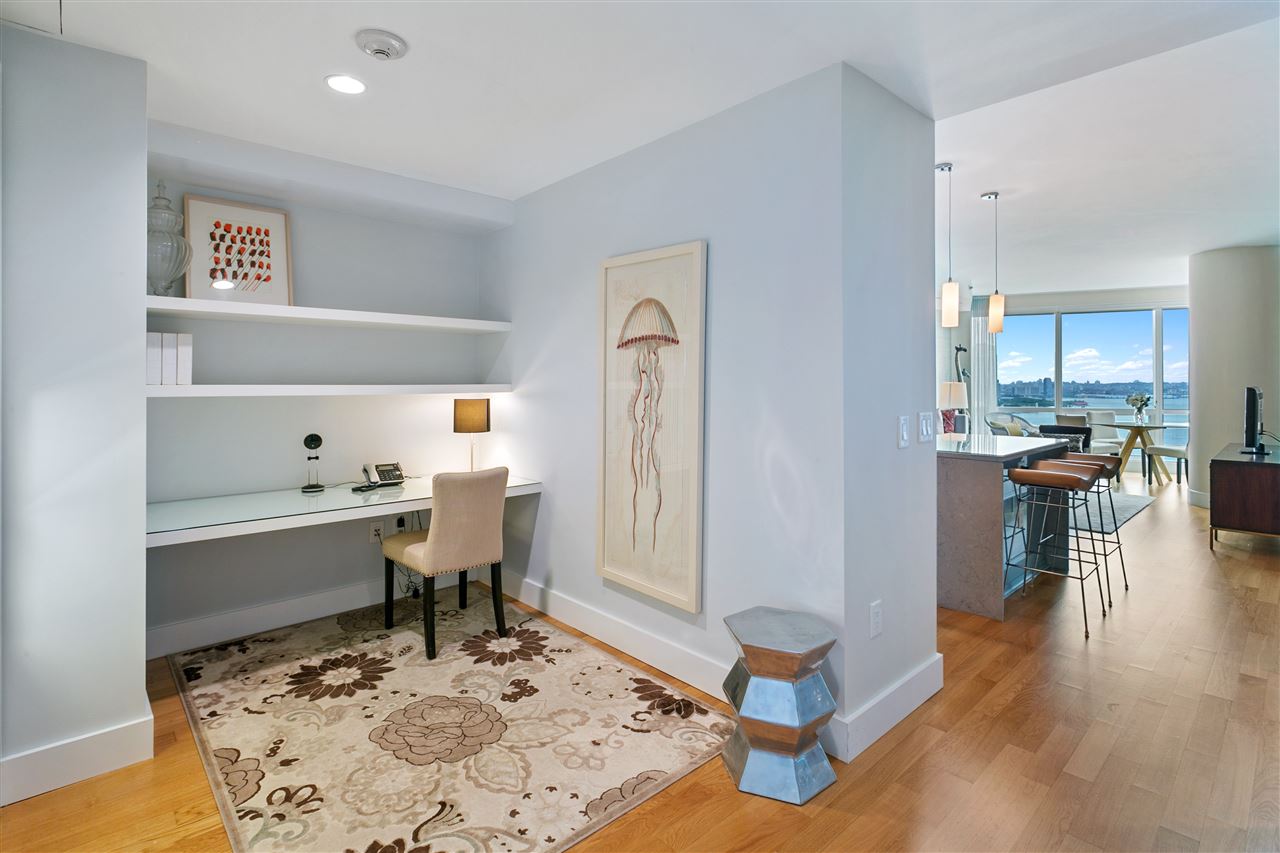 77 Hudson St 2309 Property Photo 2